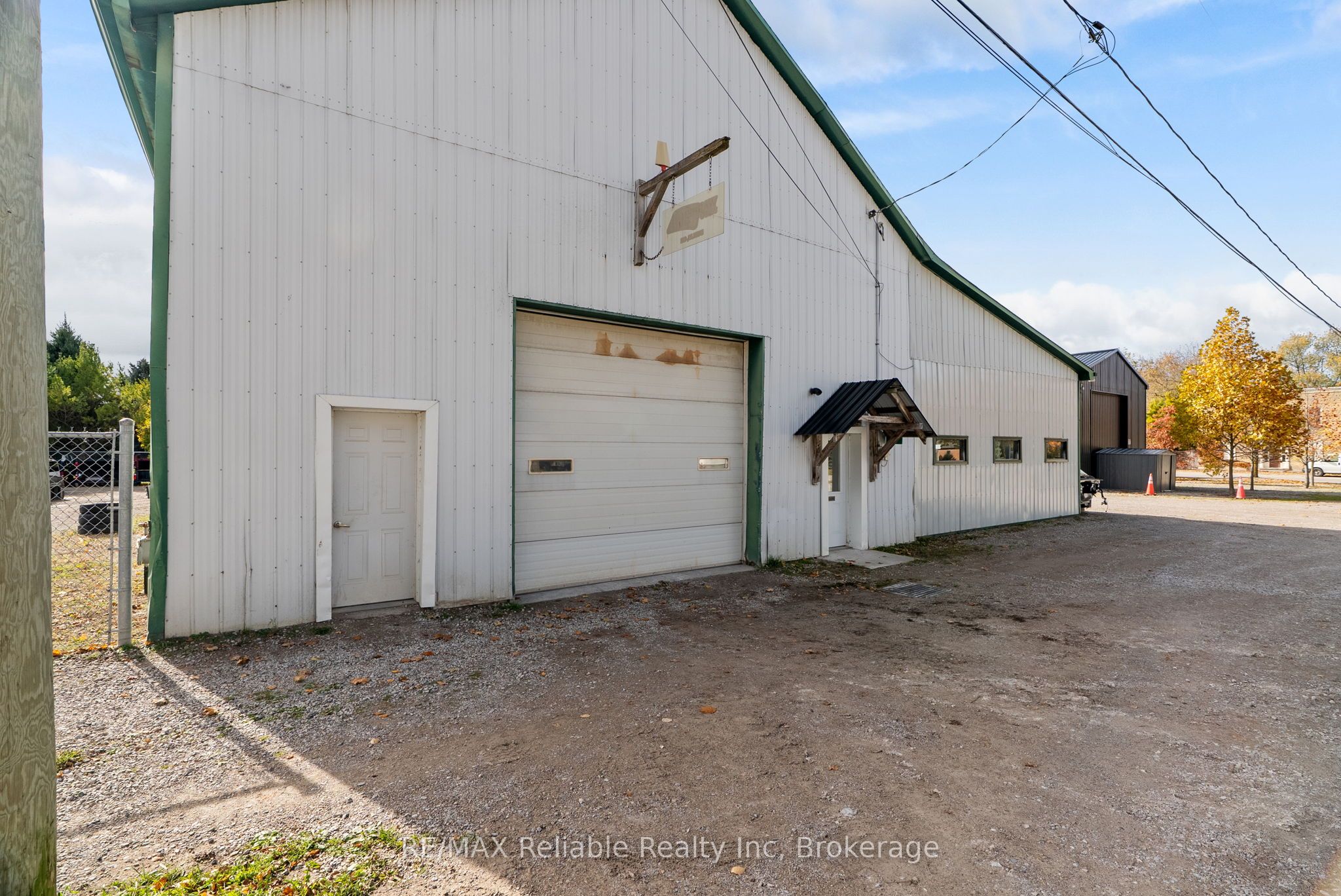 6991 Raglan Street Property Photo 13