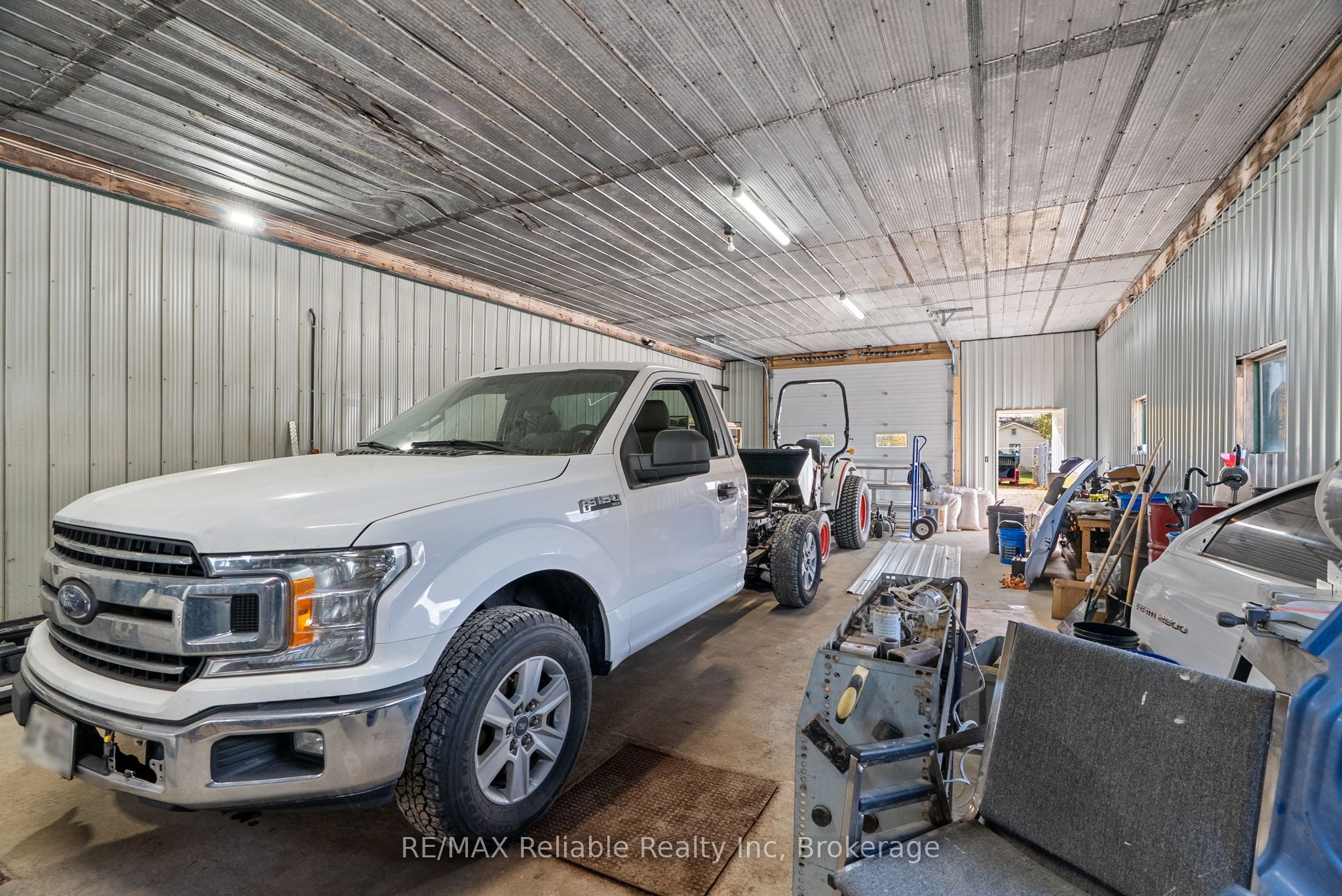 6991 Raglan Street Property Photo 28