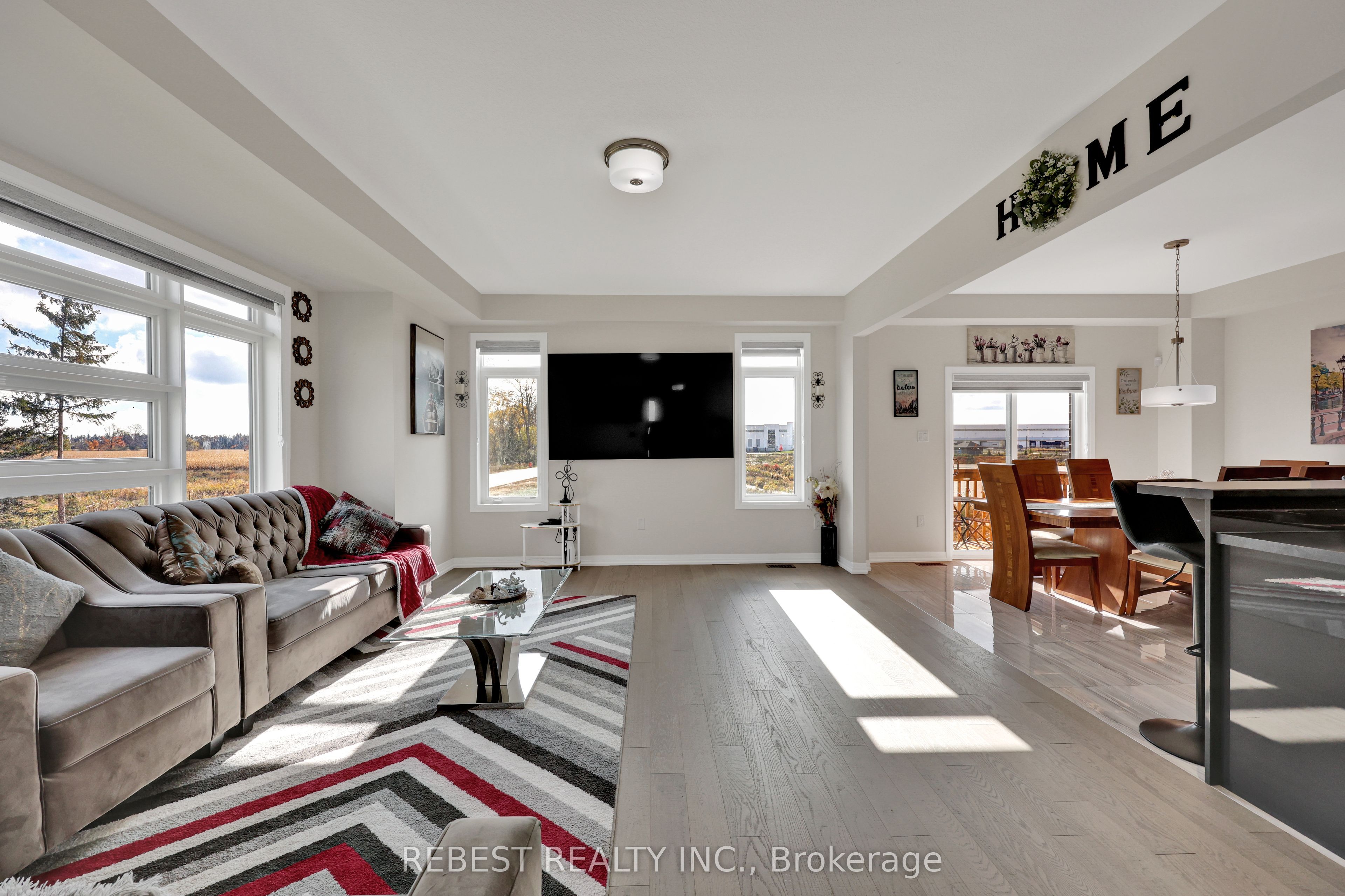 130 Hitchman Street Property Photo 11