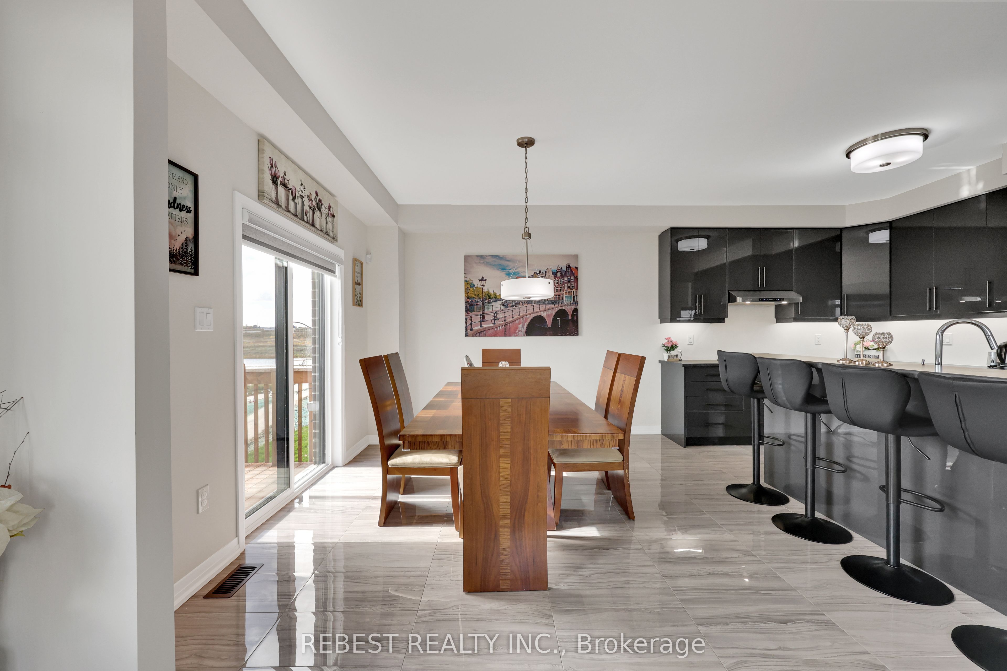 130 Hitchman Street Property Photo 15