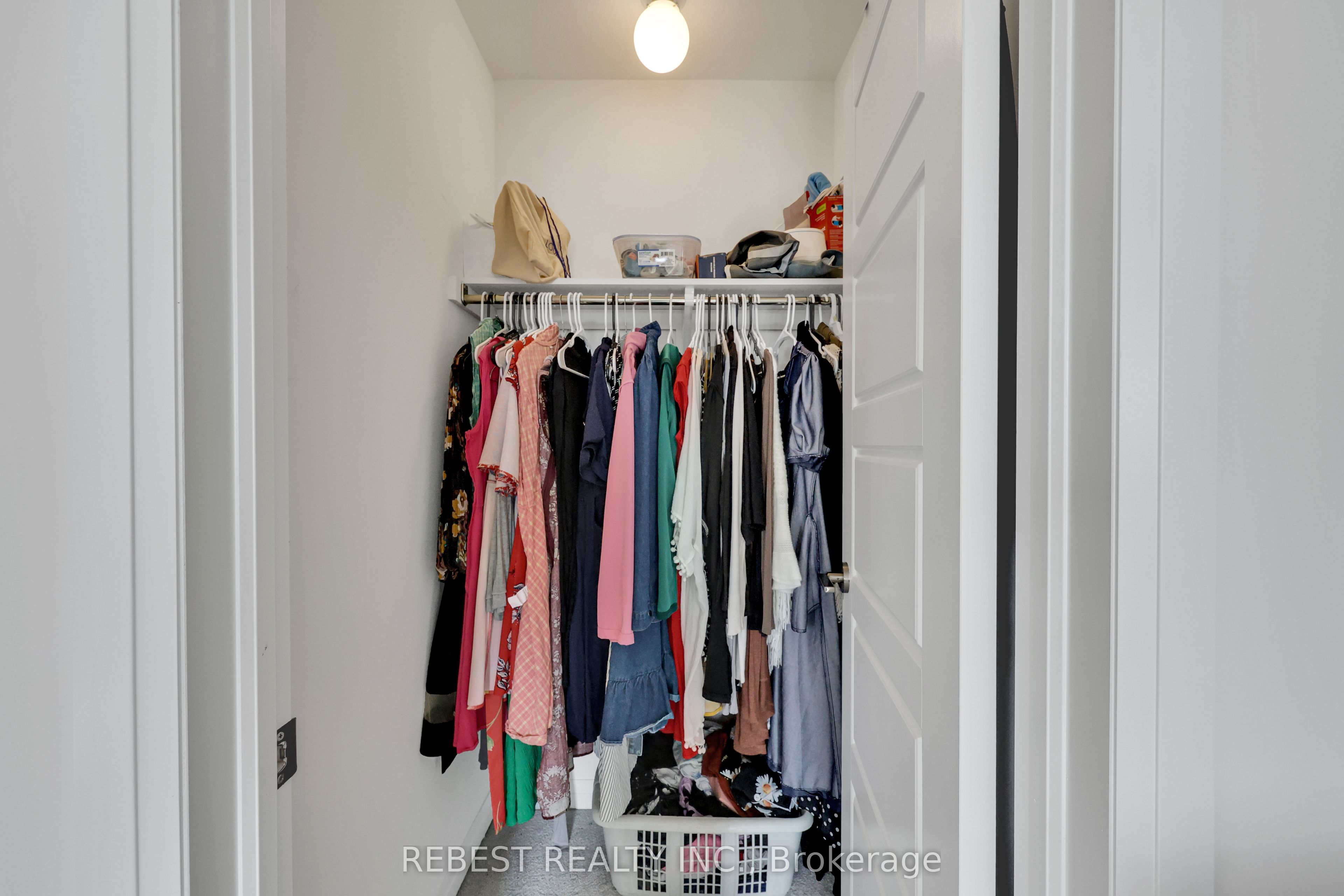 130 Hitchman Street Property Photo 35