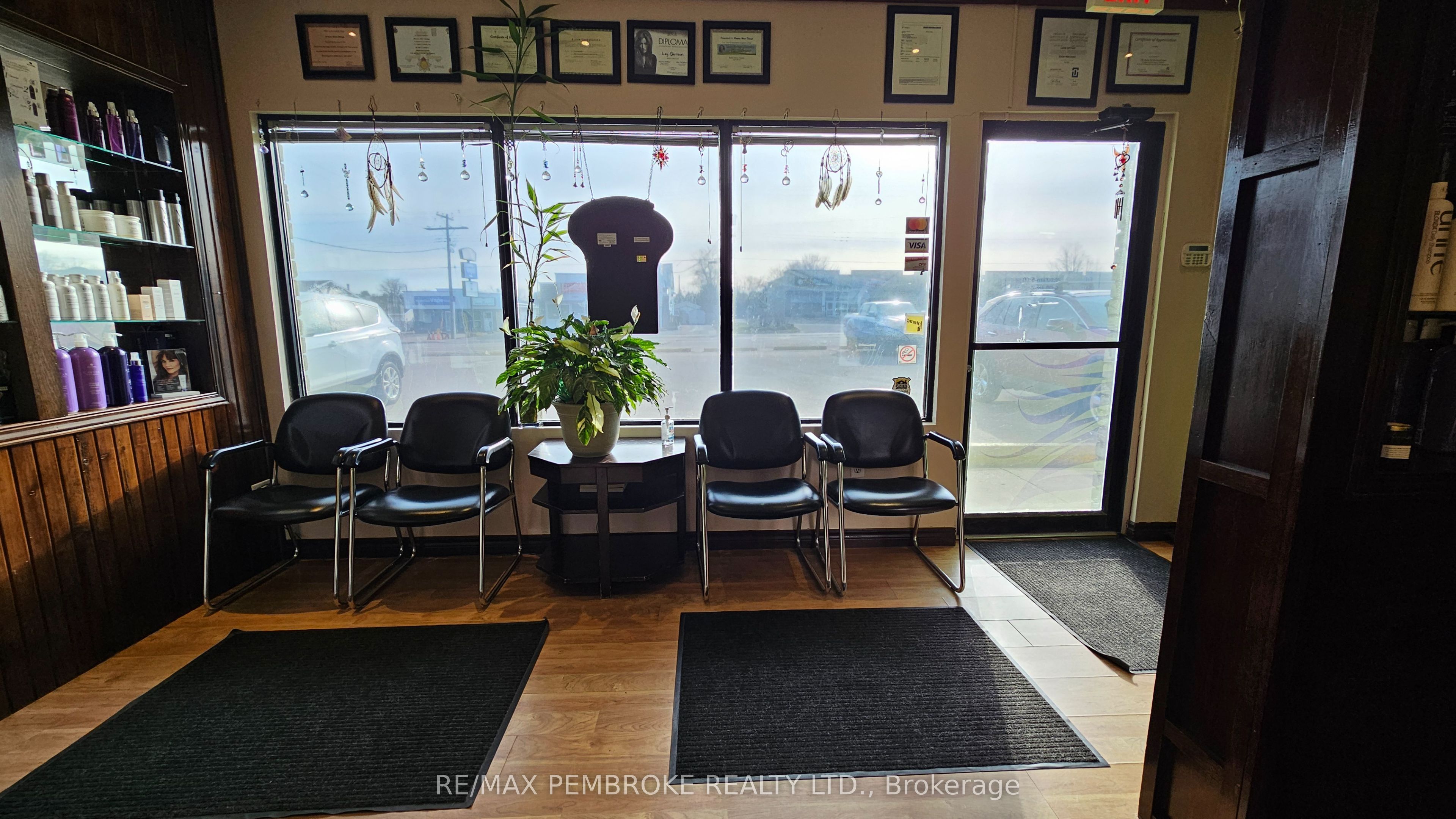 3468 Petawawa Boulevard C Property Photo 3