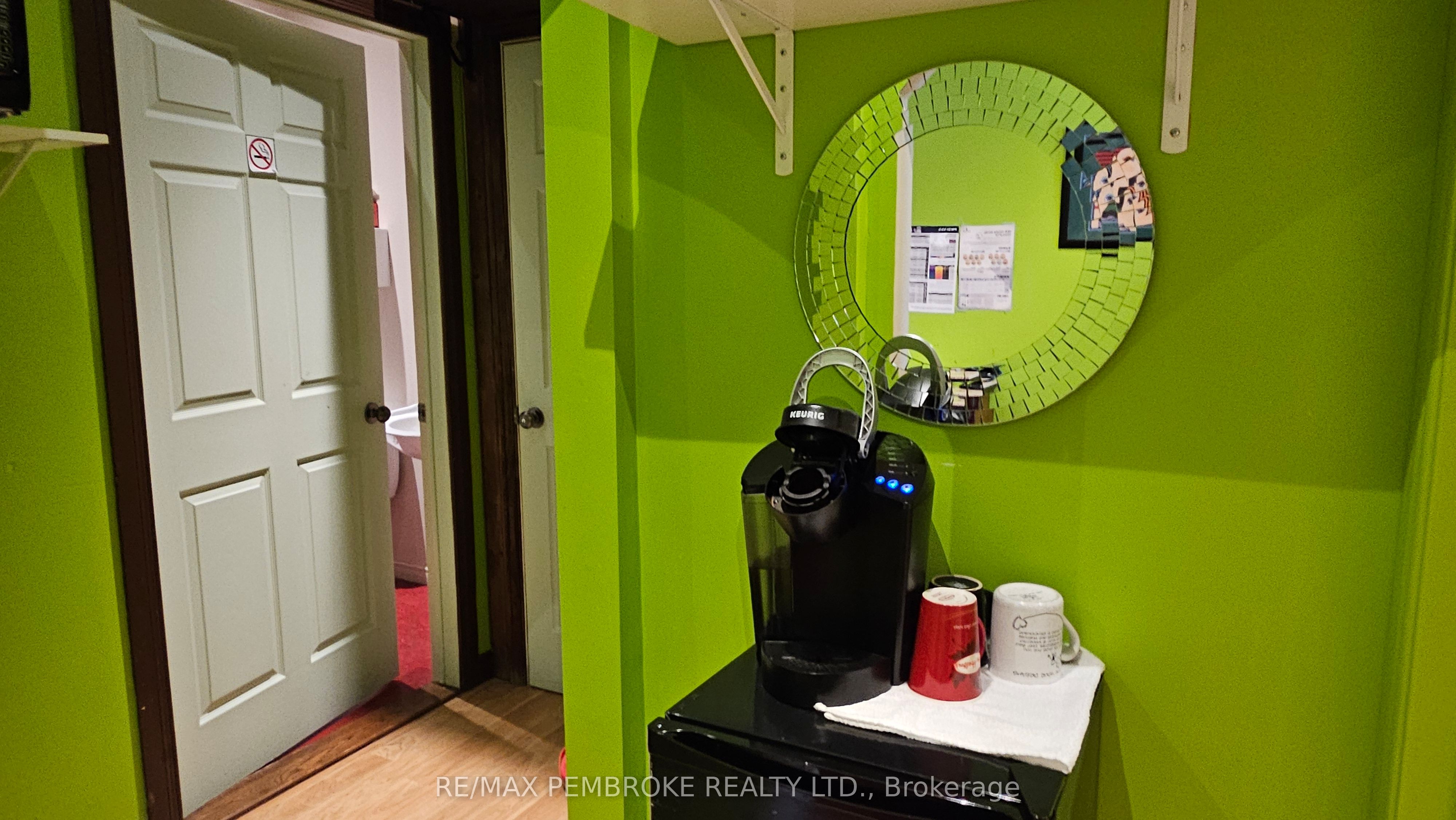 3468 Petawawa Boulevard C Property Photo 9