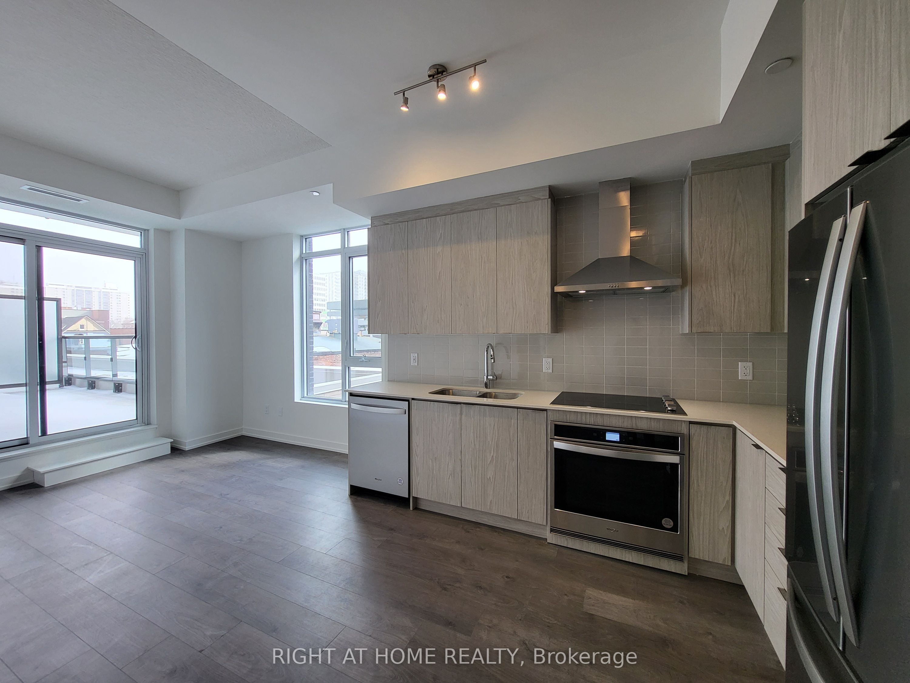 55 Duke Street W 218 Property Photo 10