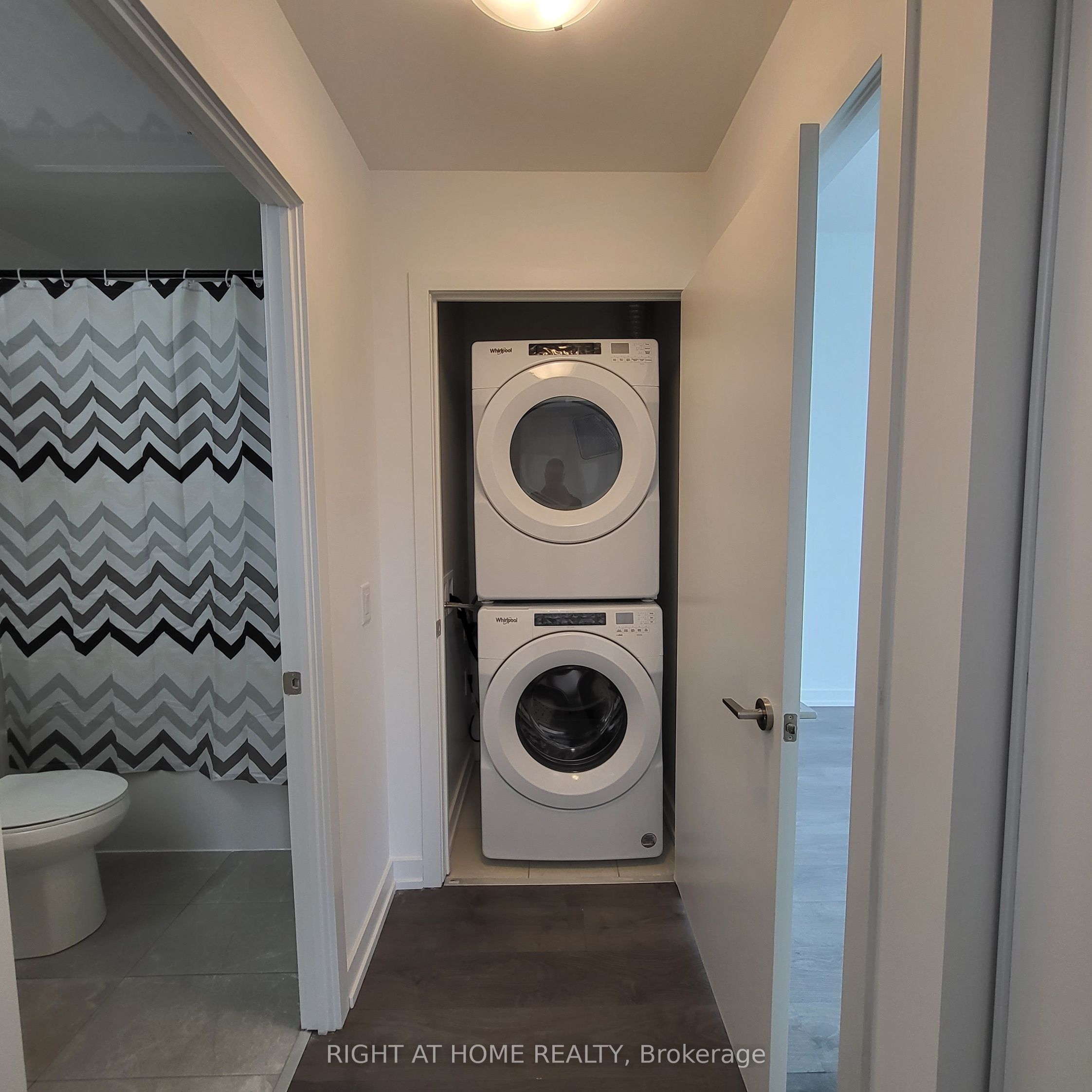 55 Duke Street W 218 Property Photo 14