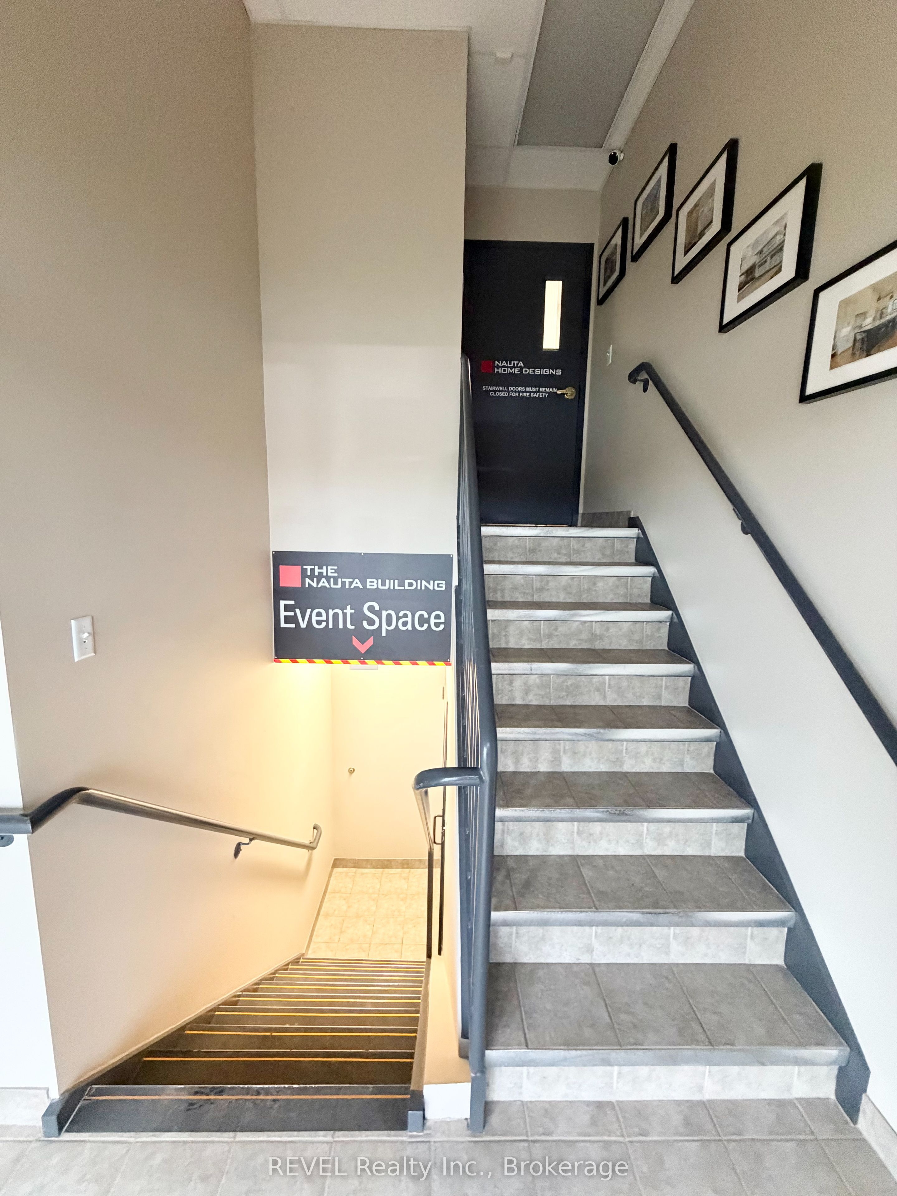 1759 Merrittville Hwy Property Photo 9