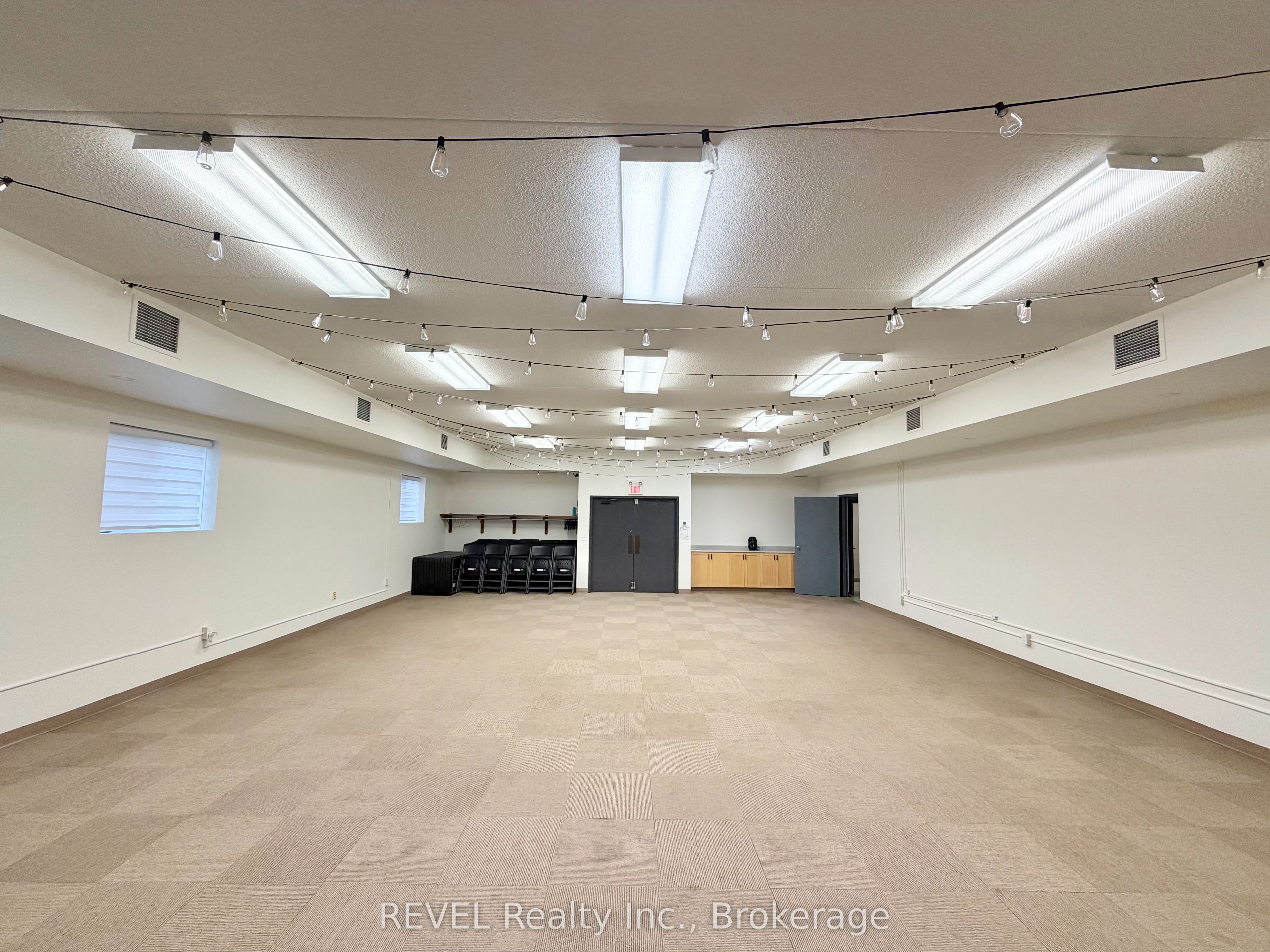 1759 Merrittville Hwy Property Photo 15