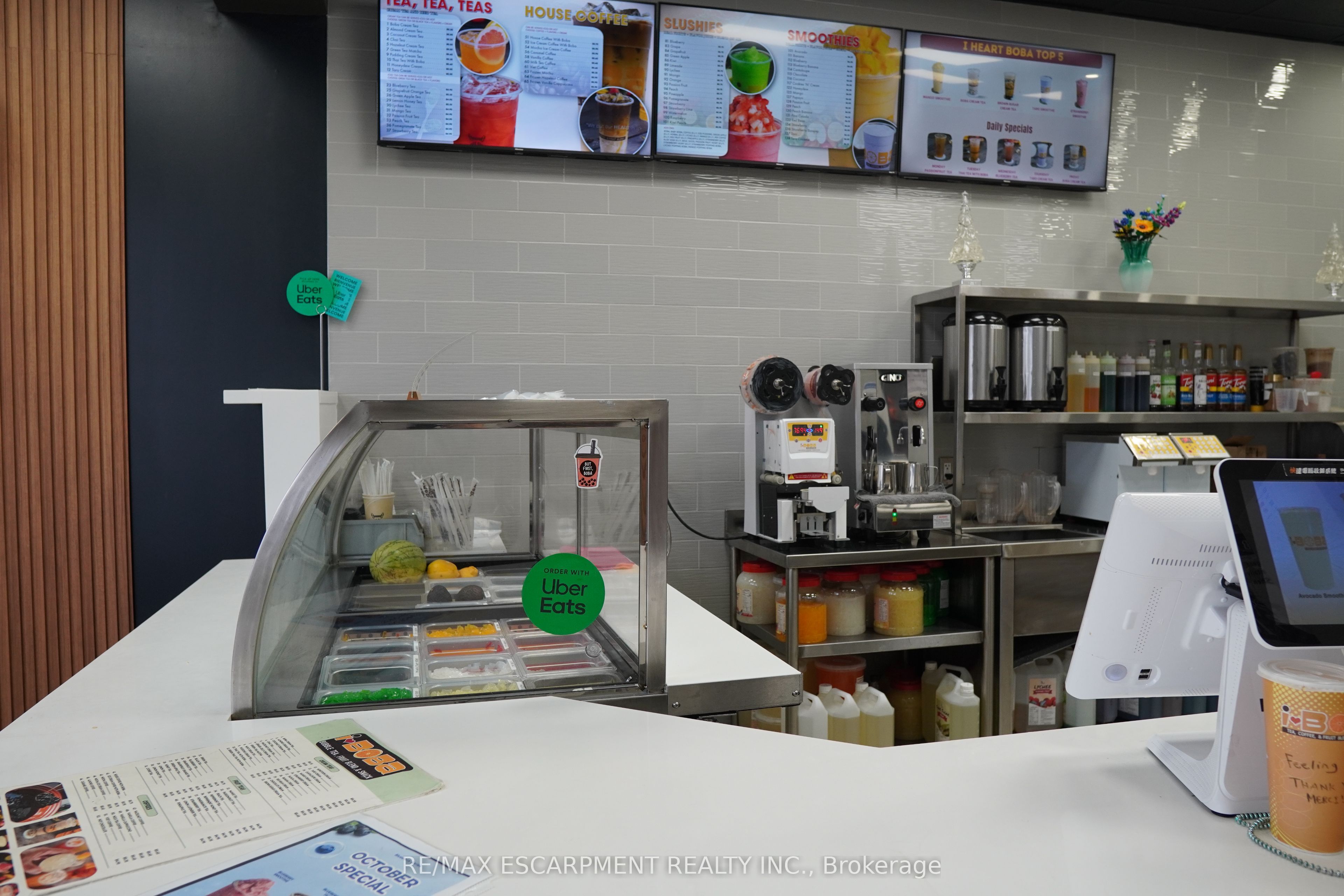 94 Bridgeport Road Property Photo 6