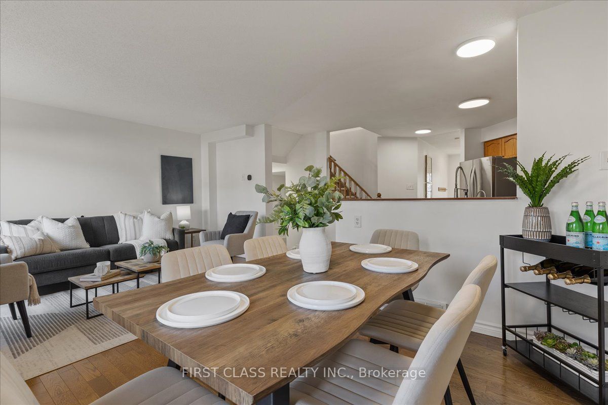 724 Angler Way Property Photo 8