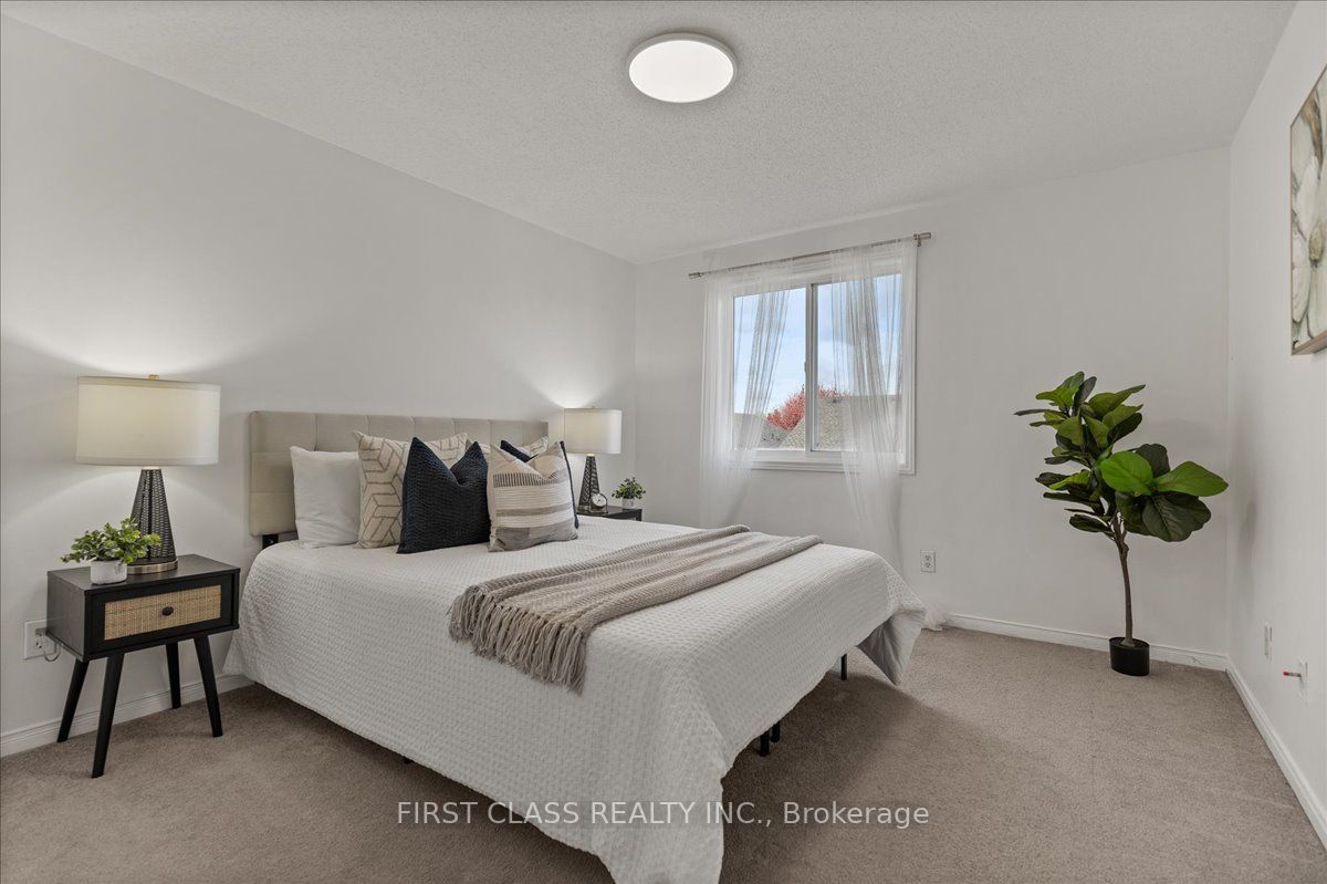 724 Angler Way Property Photo 16