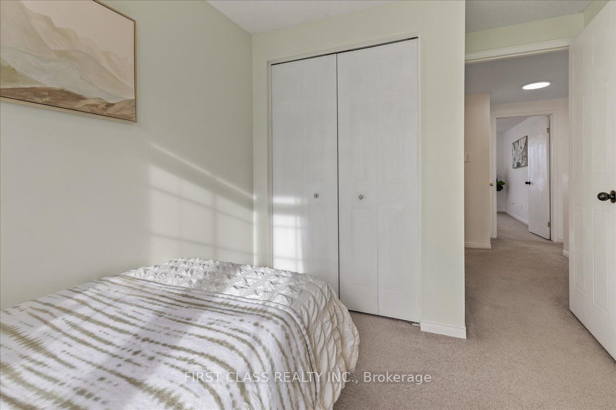 724 Angler Way Property Photo 22