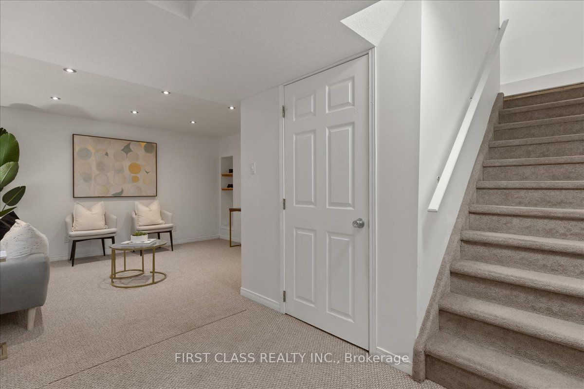 724 Angler Way Property Photo 23