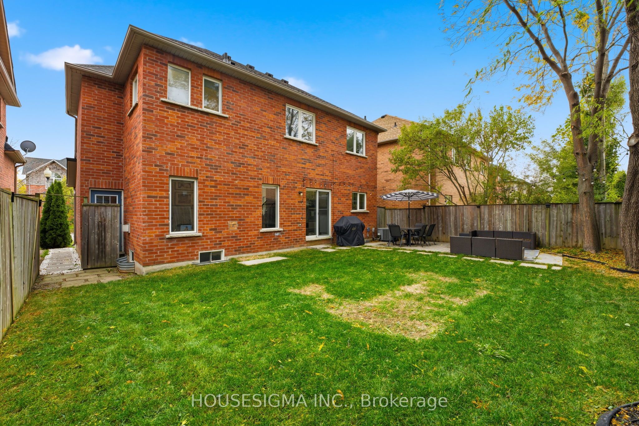 92 Glenmeadow Crescent Property Photo 30