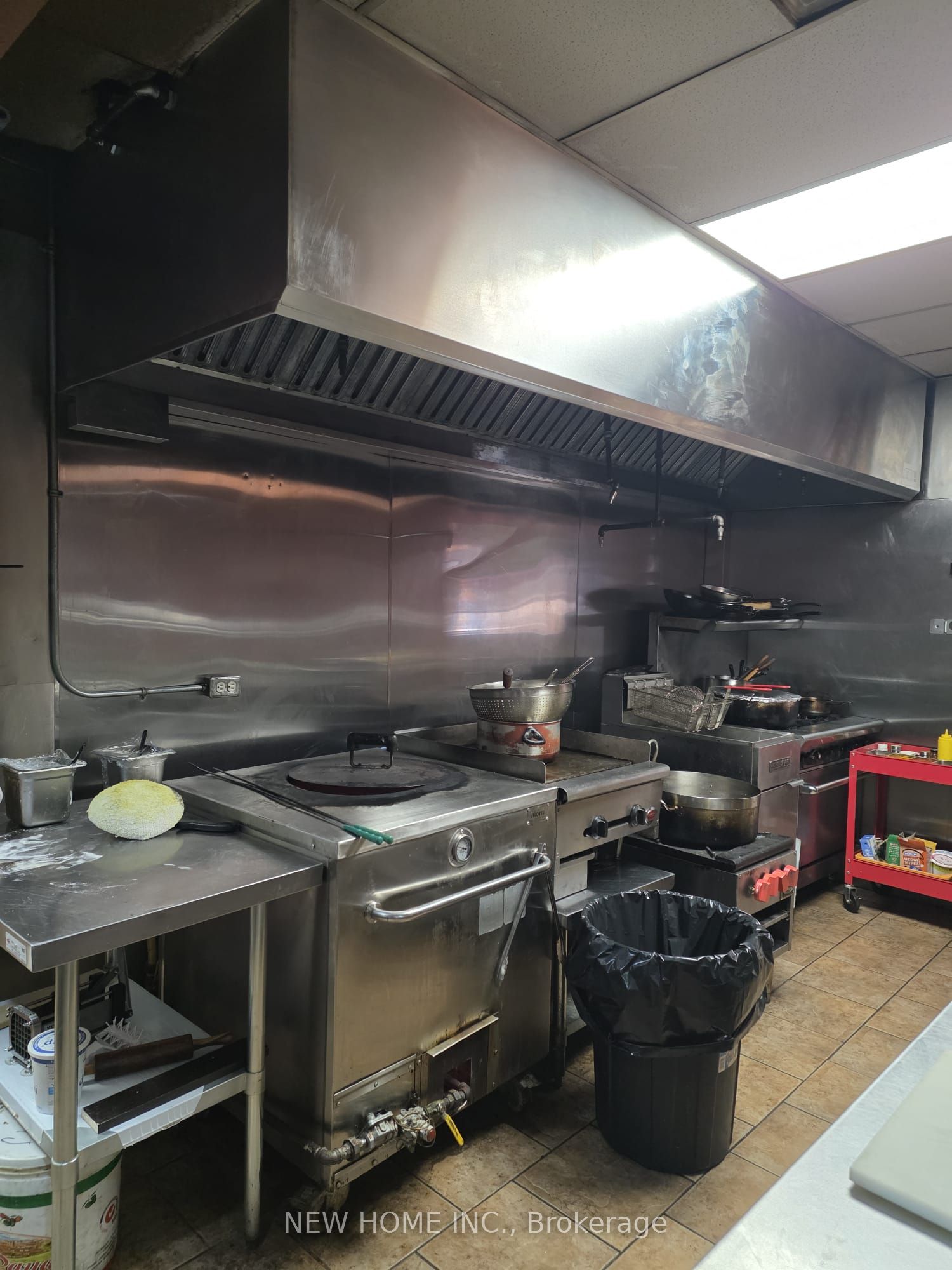 1001 Langs Drive 10 & 11 Property Photo 3