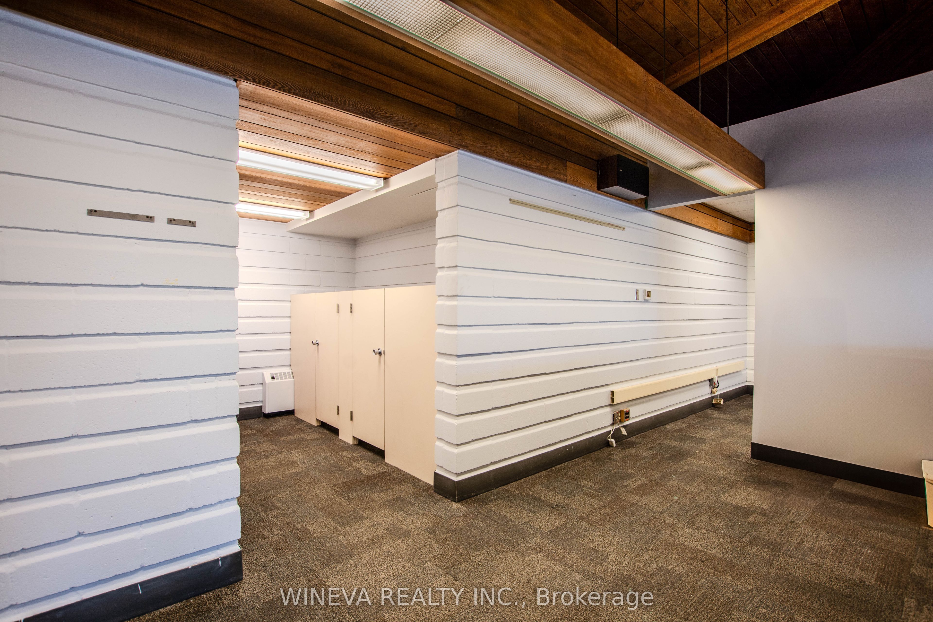 2 Albert Street Property Photo 23