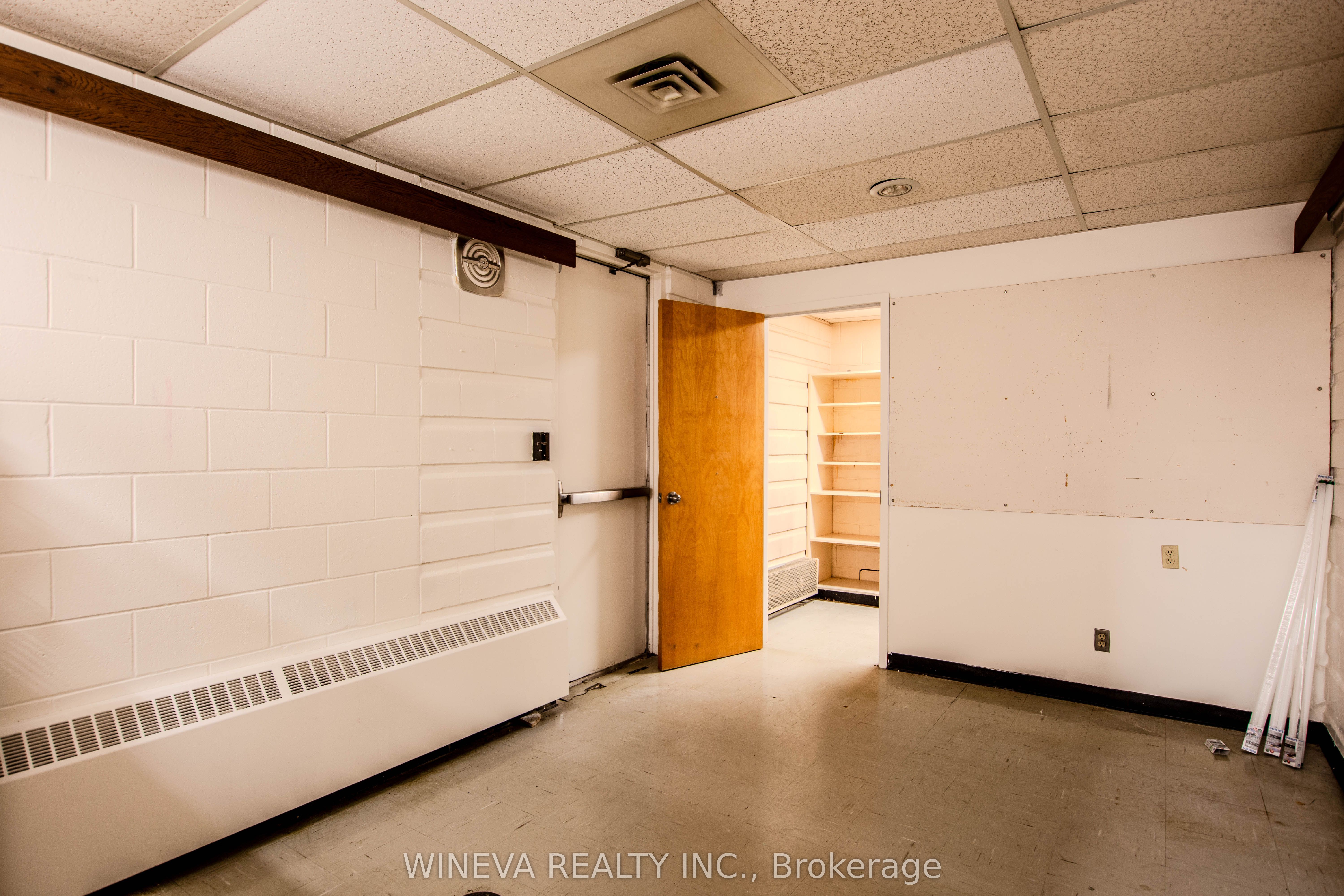 2 Albert Street Property Photo 29