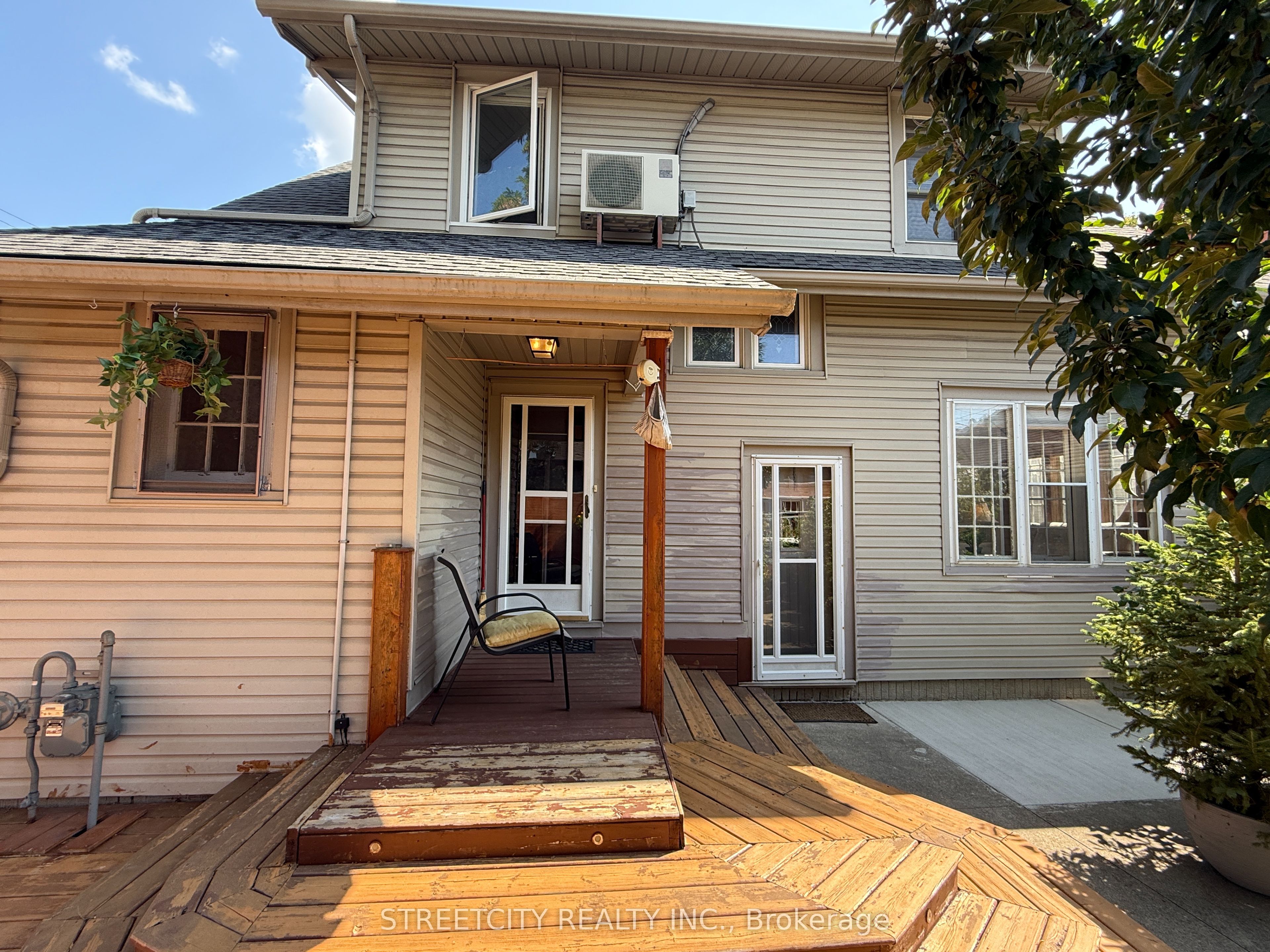 127 Fleming Street Property Photo 27