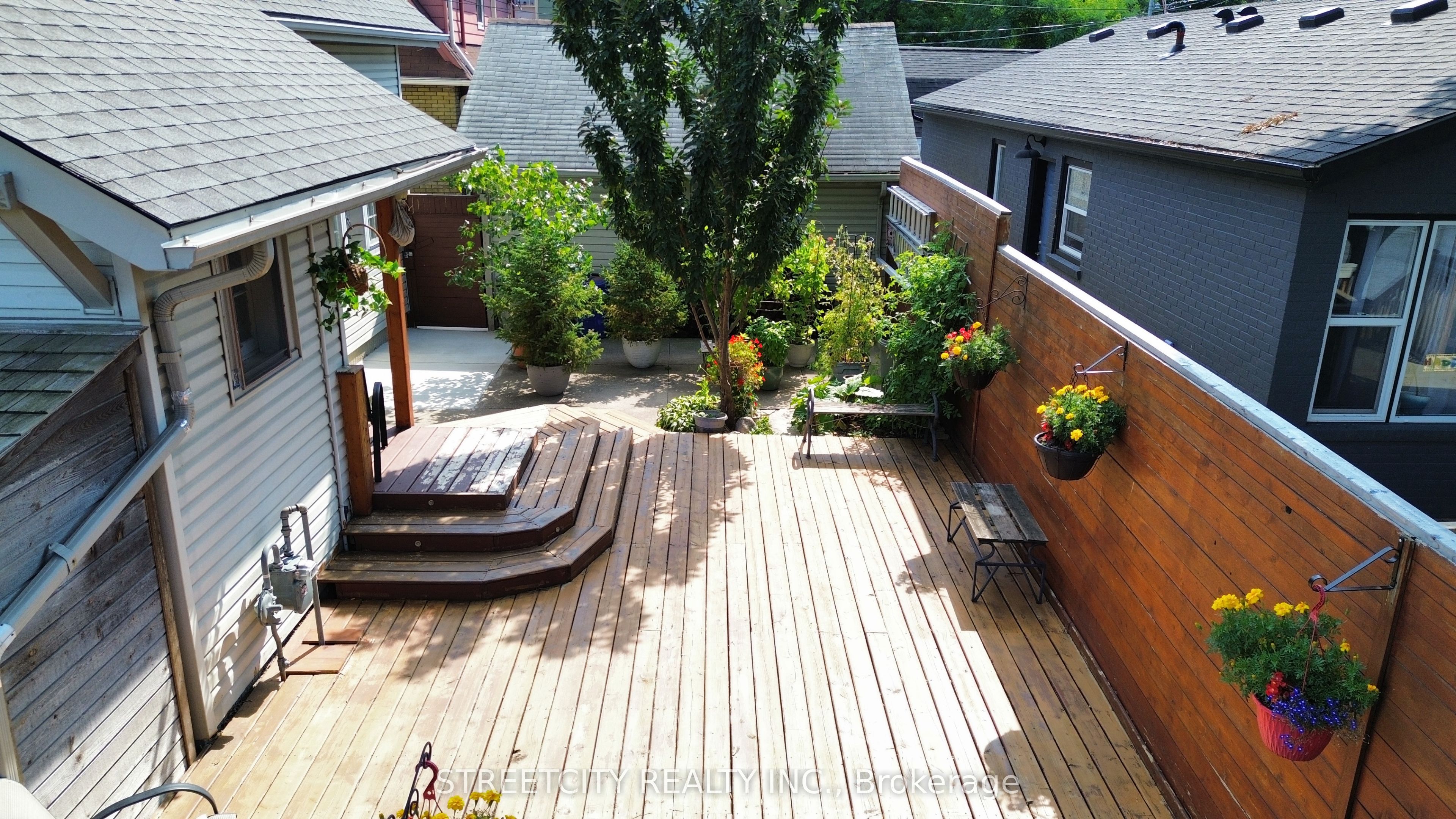 127 Fleming Street Property Photo 28