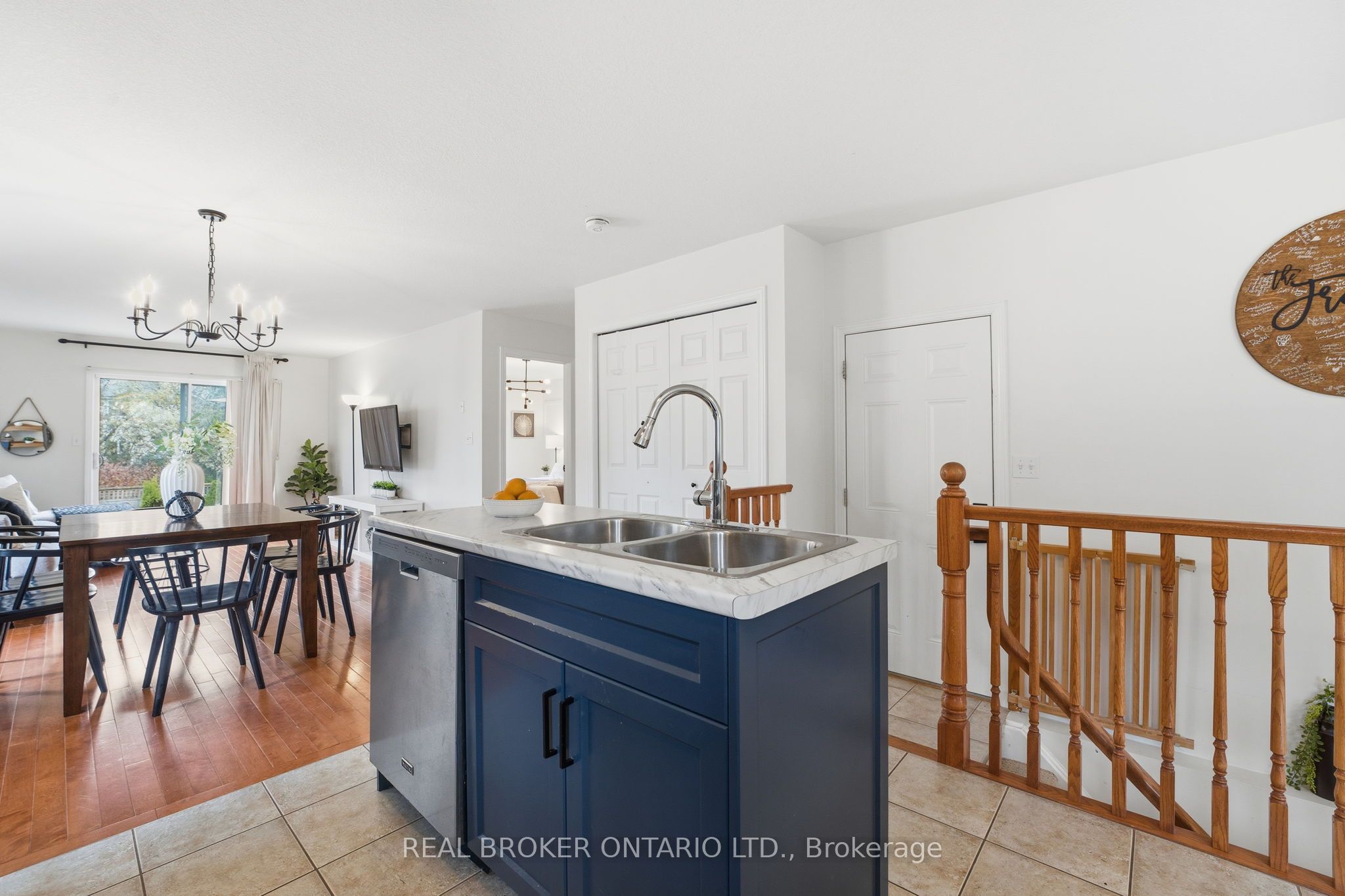 58 Porchlight Drive Property Photo 6