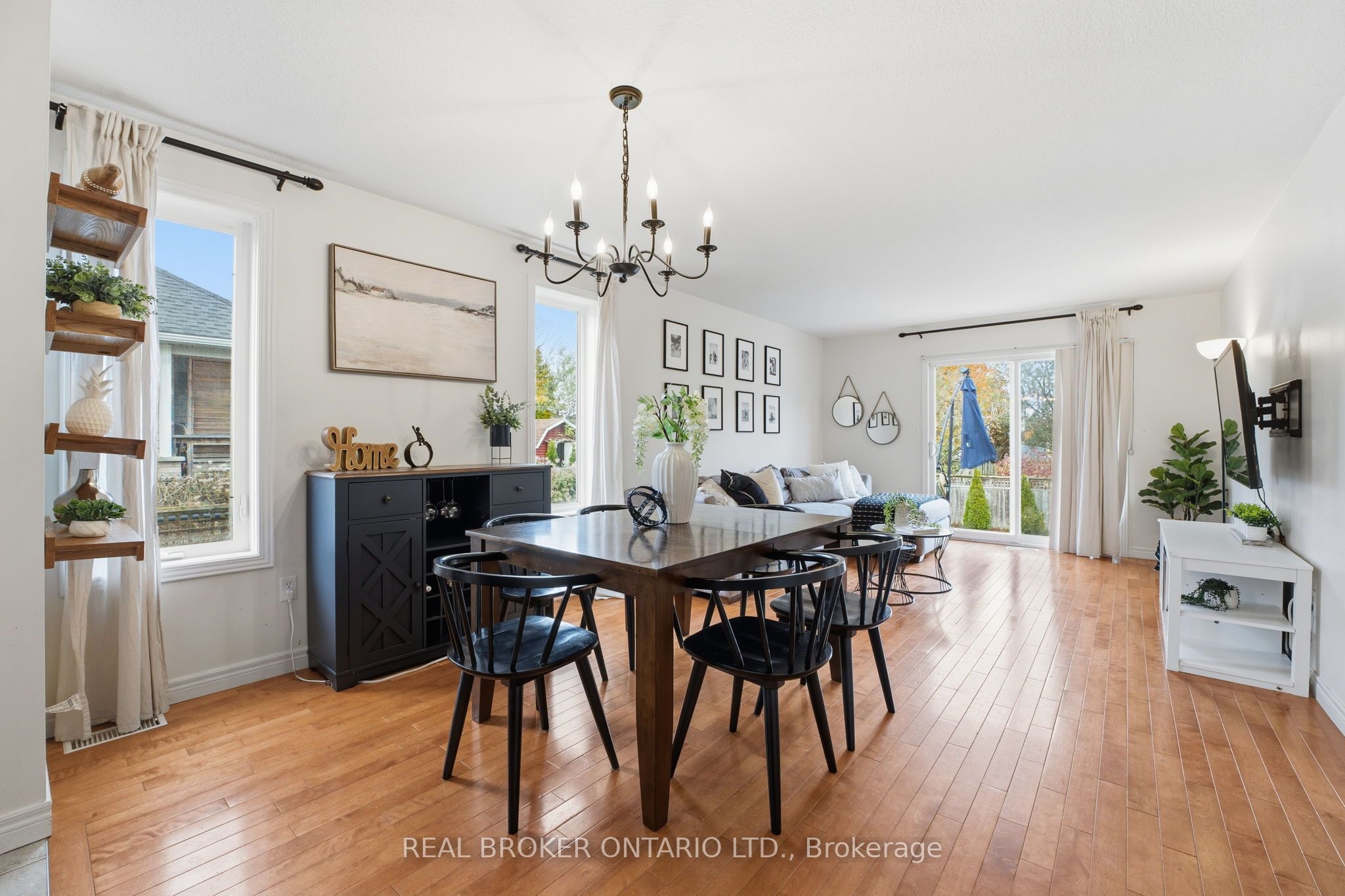 58 Porchlight Drive Property Photo 10