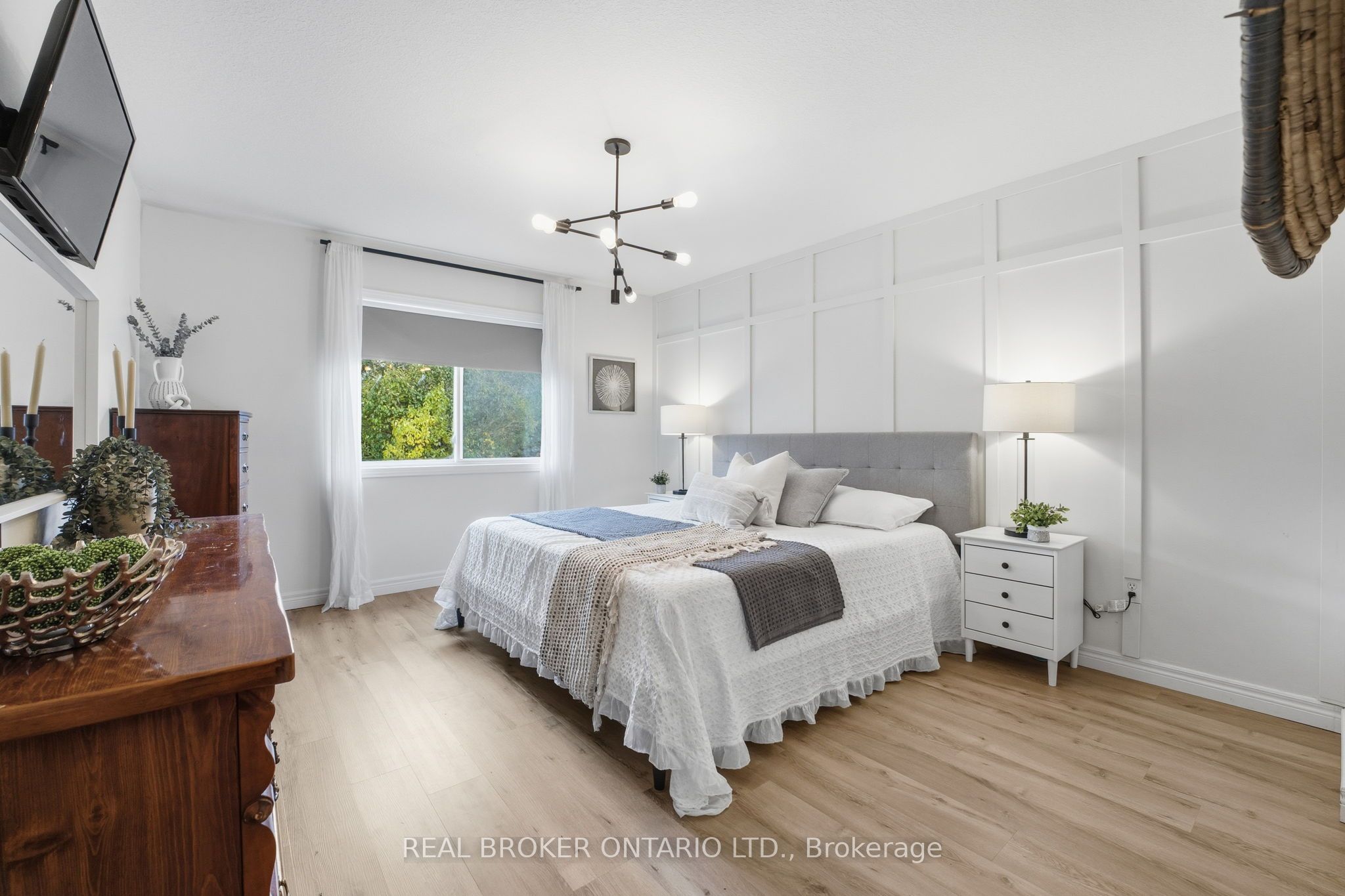 58 Porchlight Drive Property Photo 13