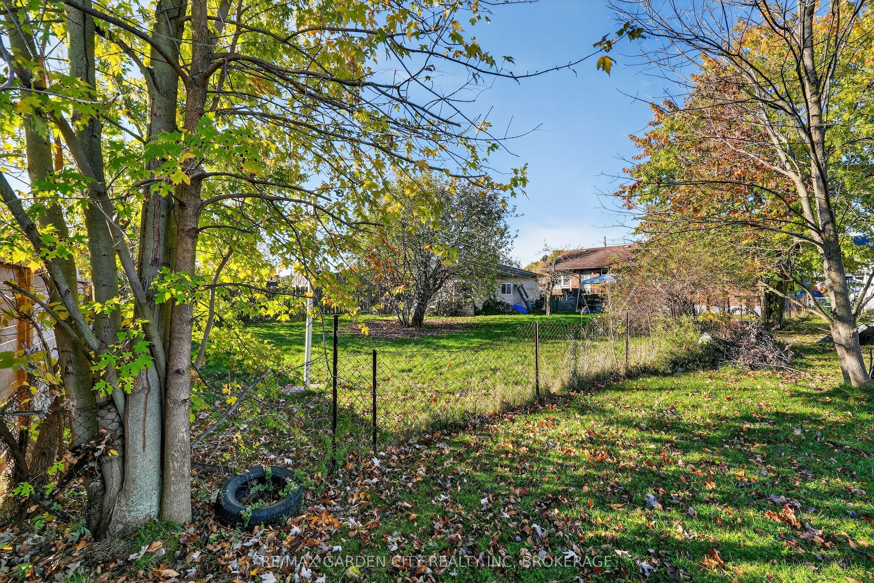 6560 Mcleod Road Property Photo 25