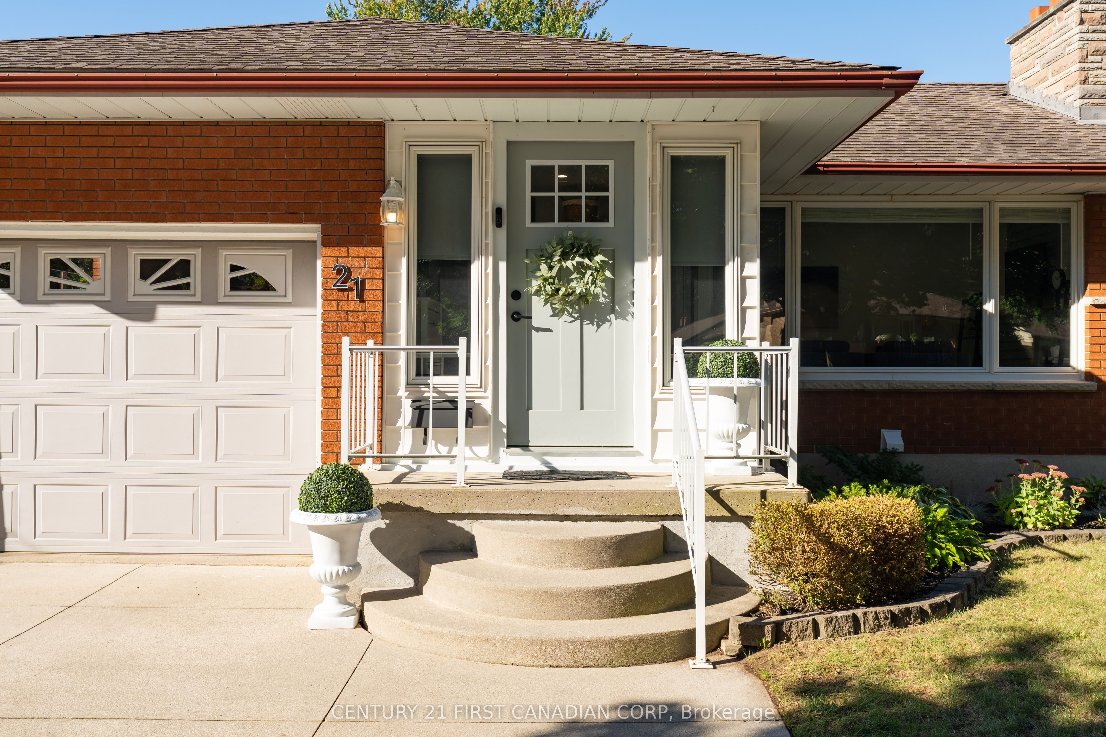 21 Marbenor Crescent Property Photo 3