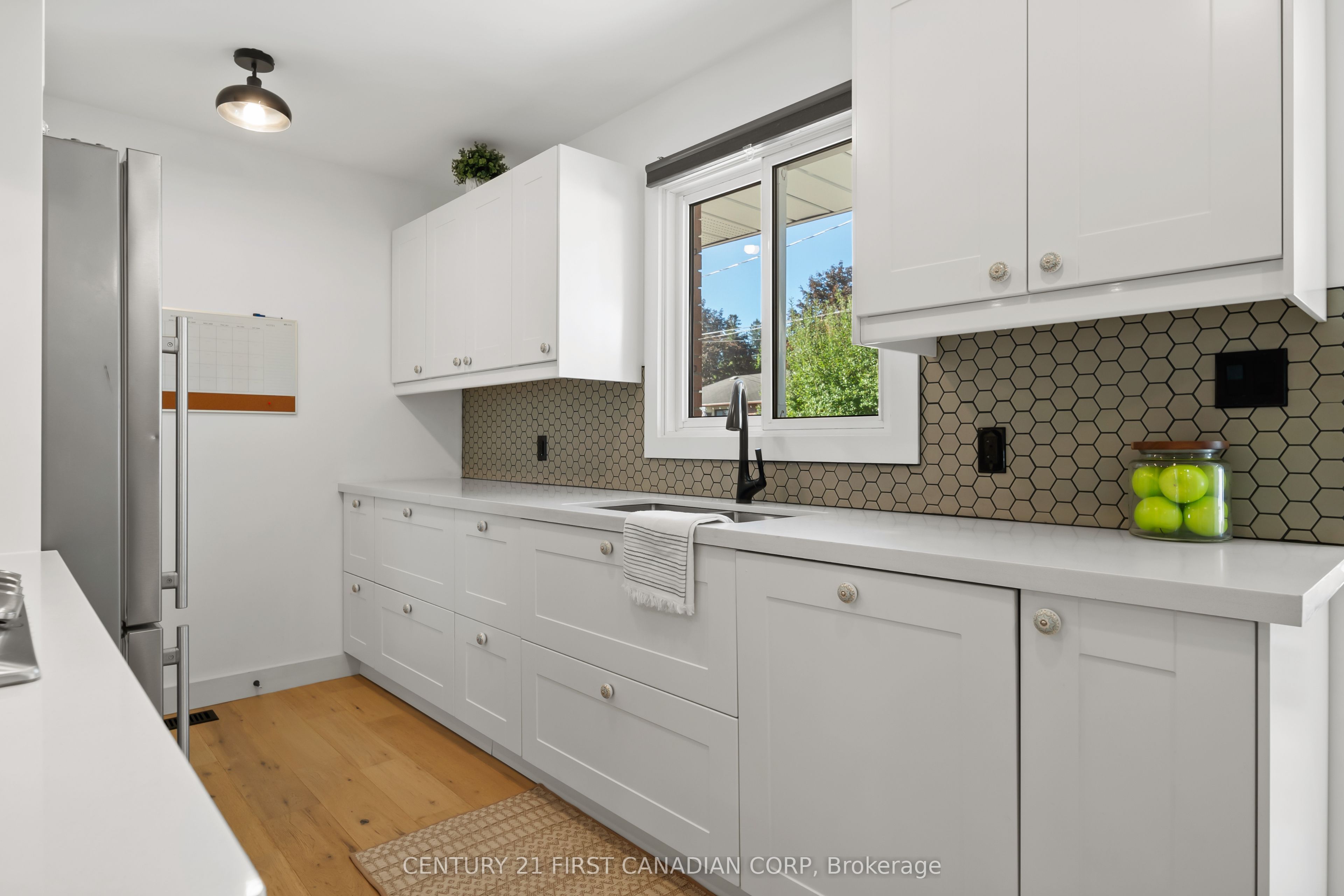 21 Marbenor Crescent Property Photo 14