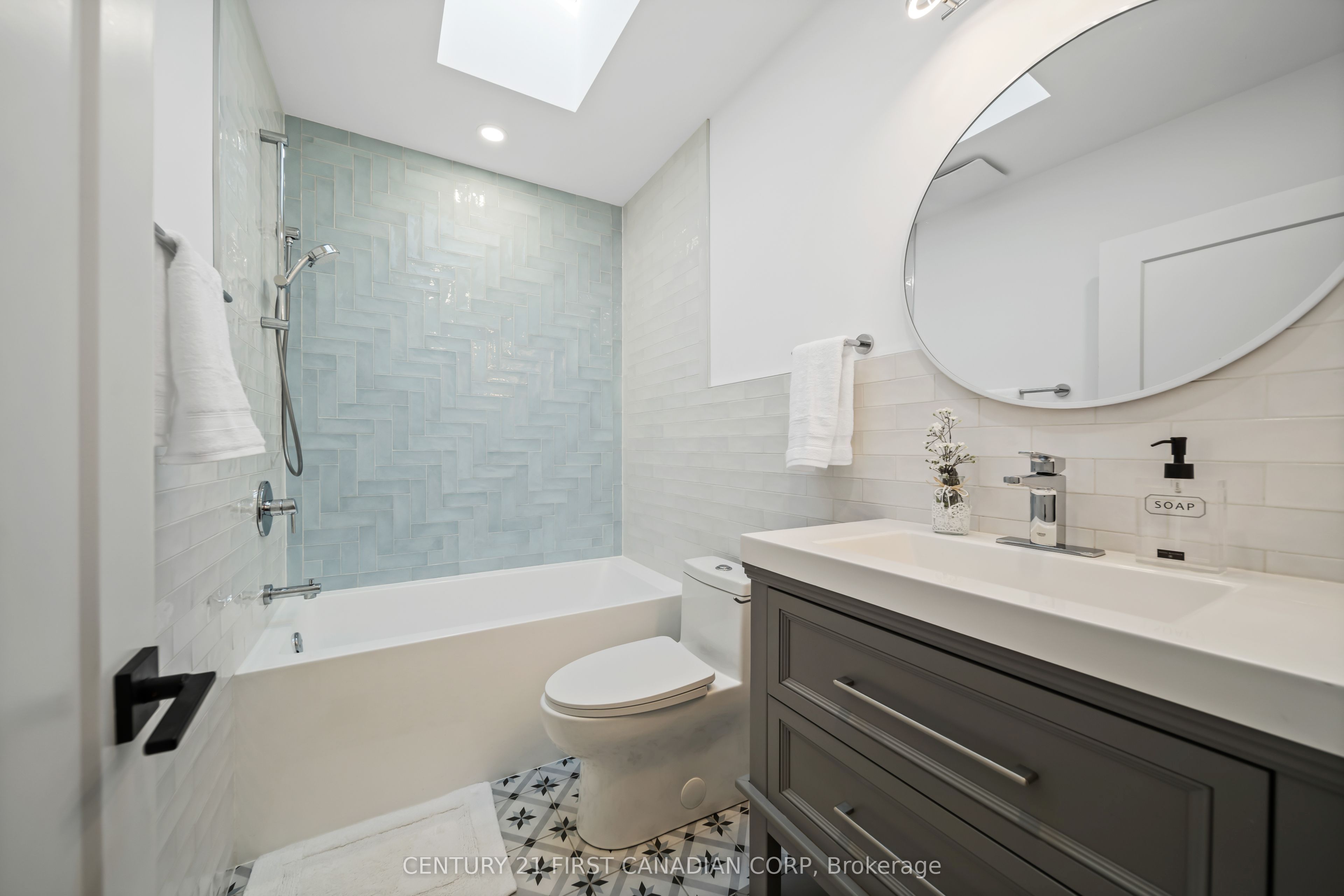 21 Marbenor Crescent Property Photo 17