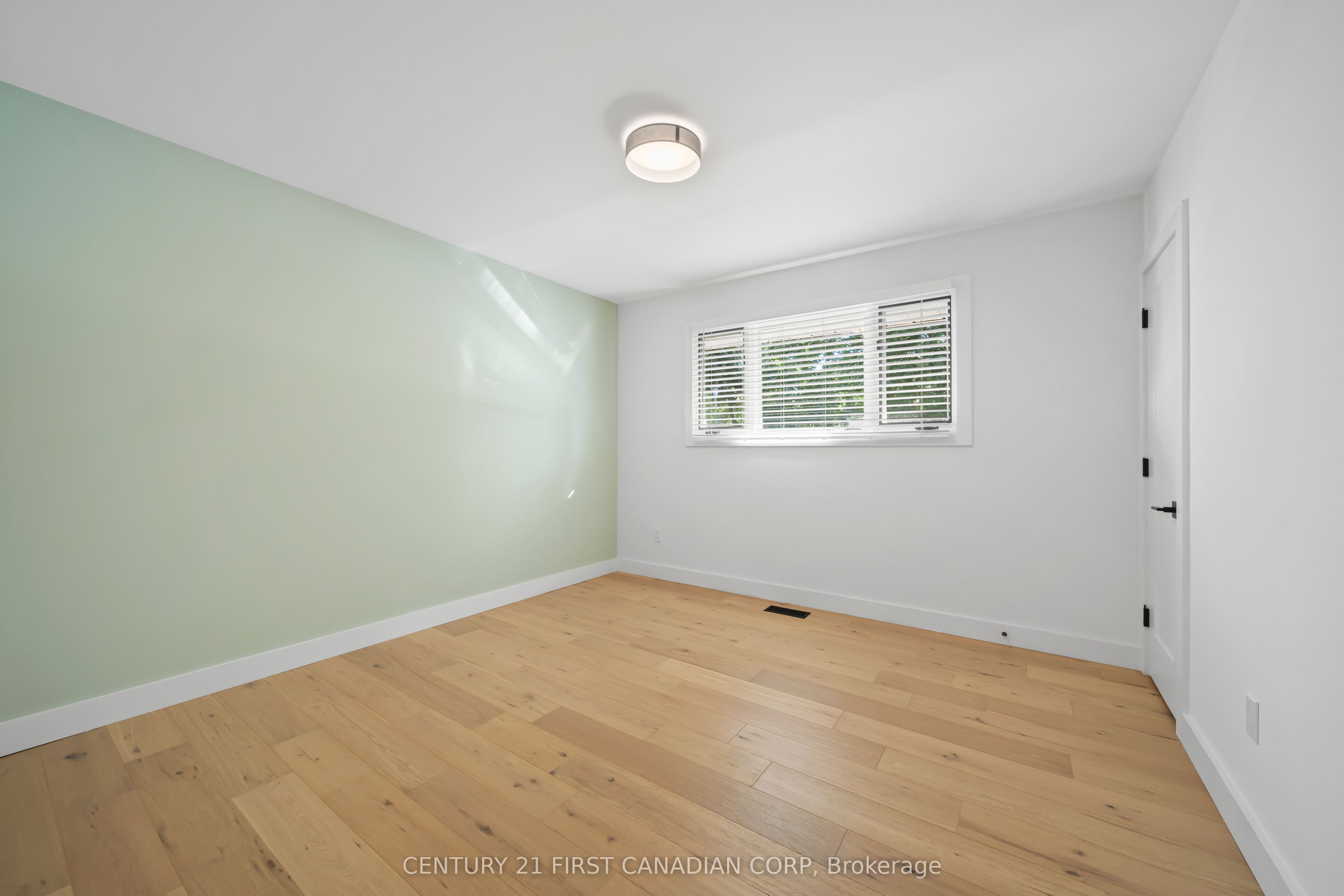 21 Marbenor Crescent Property Photo 18