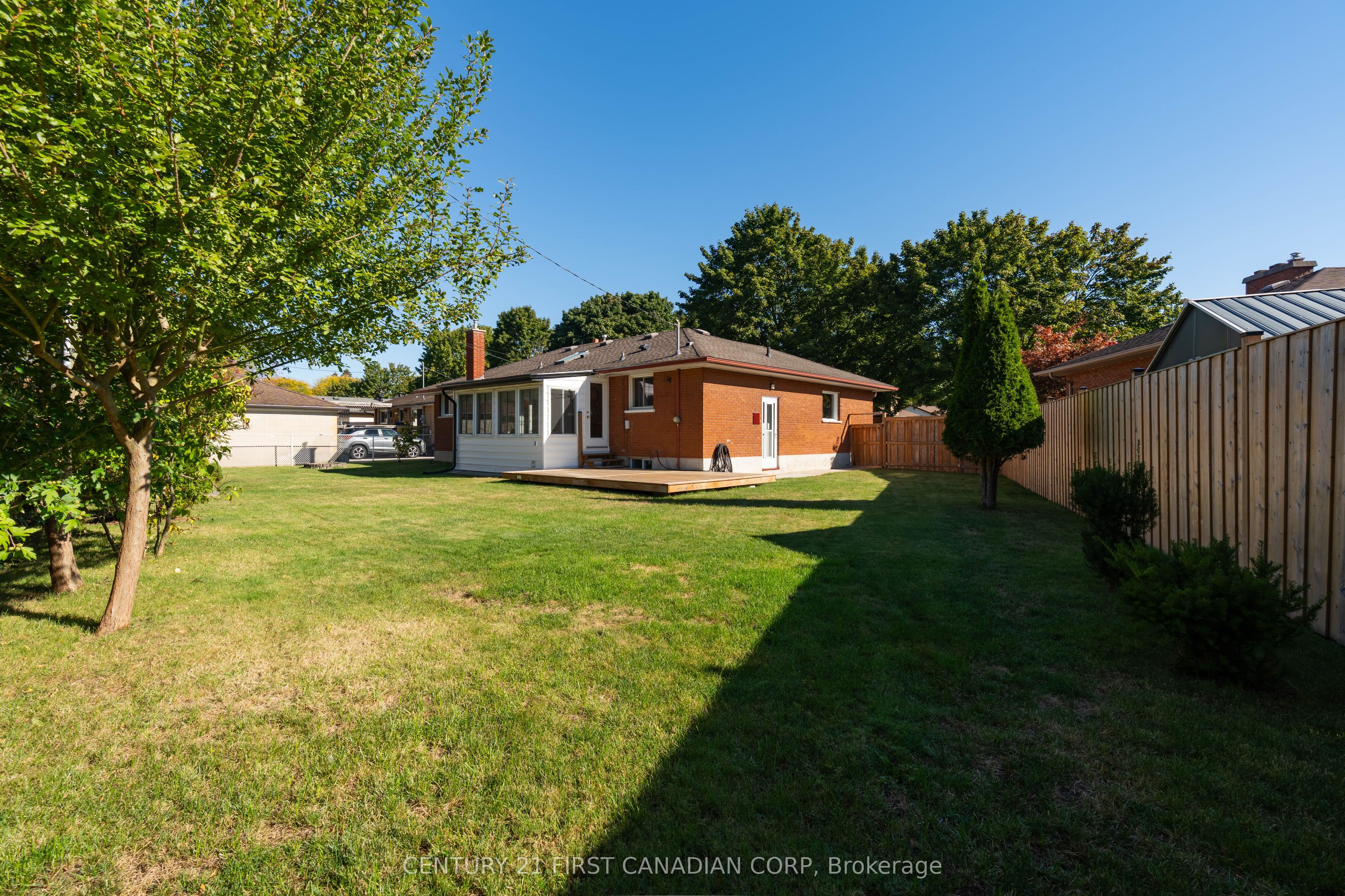 21 Marbenor Crescent Property Photo 28