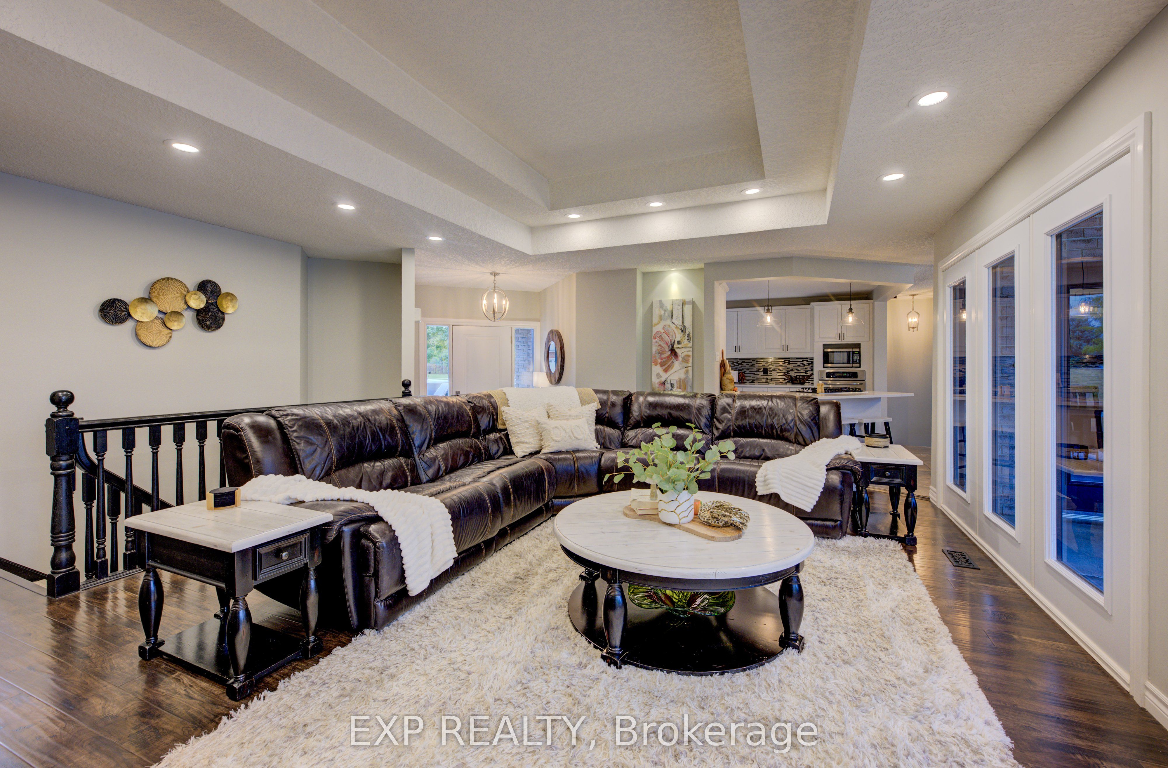 28 Musselman Crescent Property Photo 7