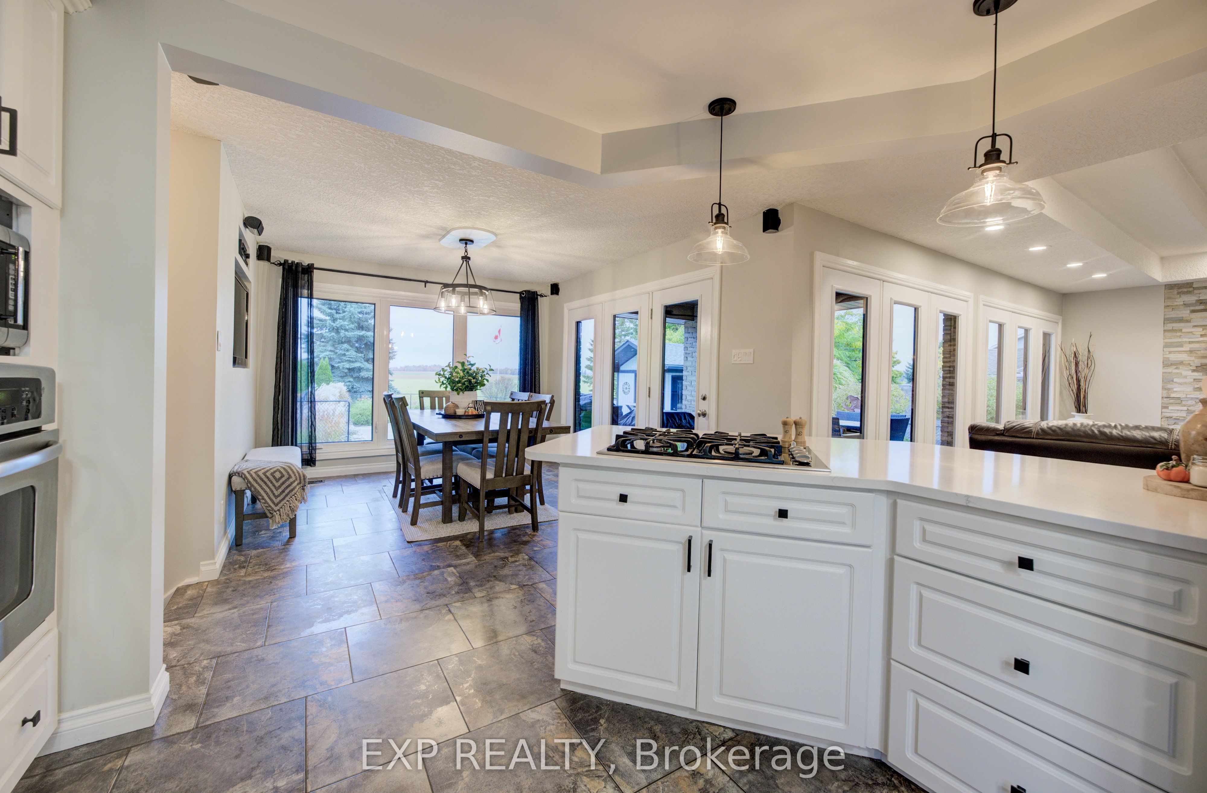 28 Musselman Crescent Property Photo 11