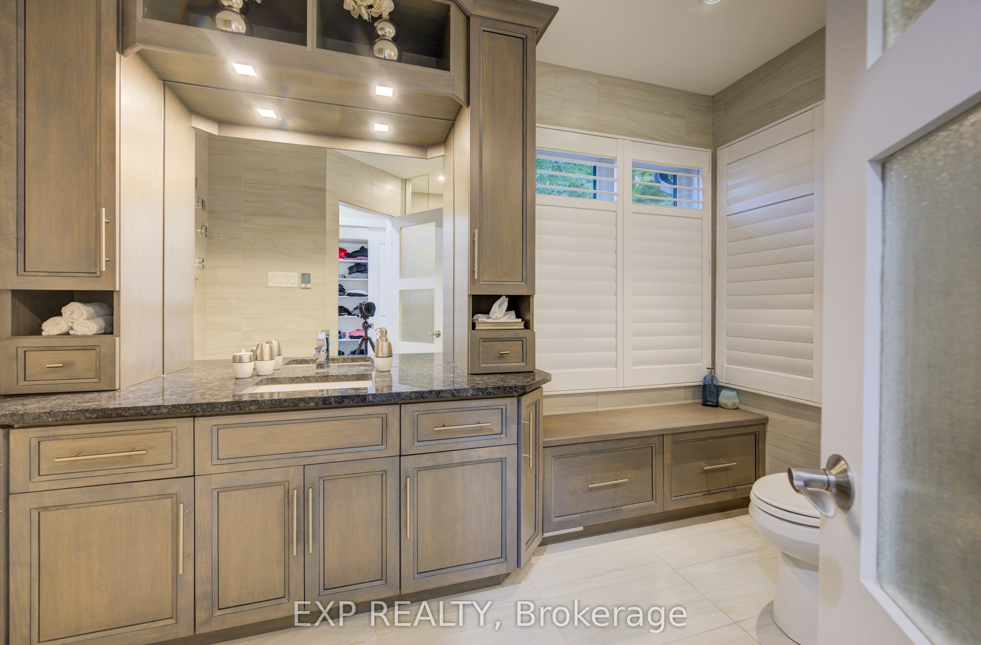 28 Musselman Crescent Property Photo 19