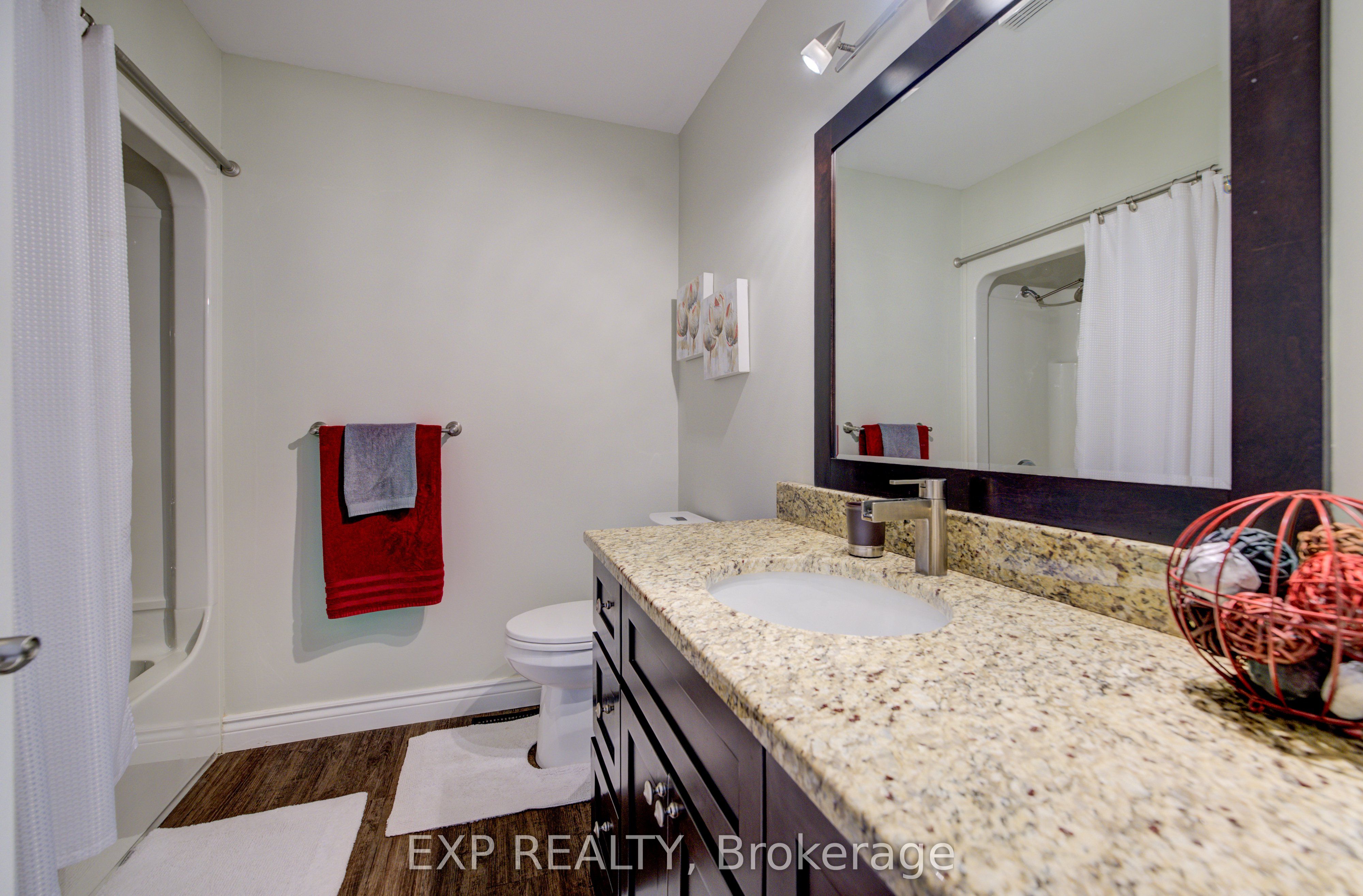 28 Musselman Crescent Property Photo 22