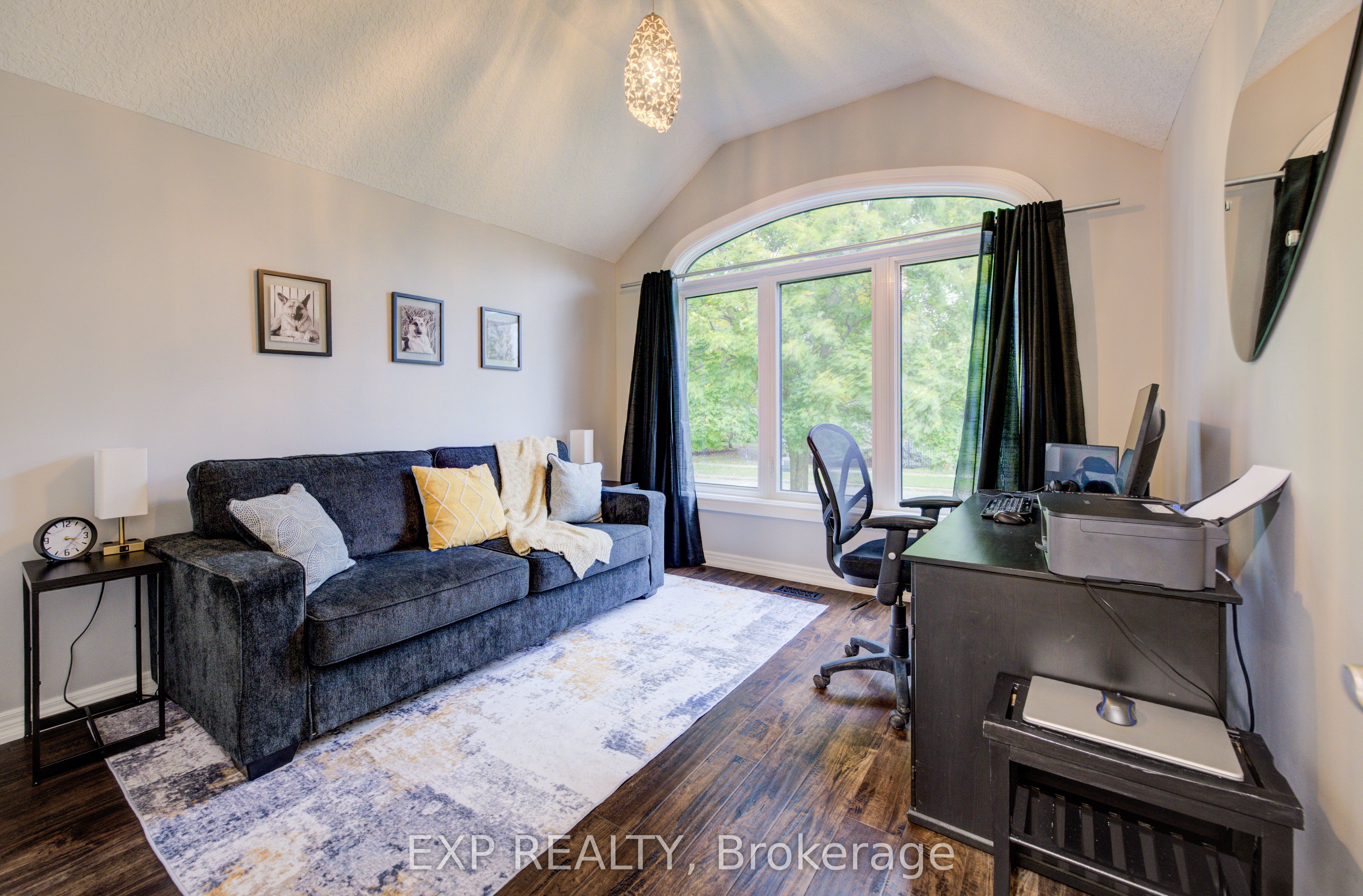 28 Musselman Crescent Property Photo 23