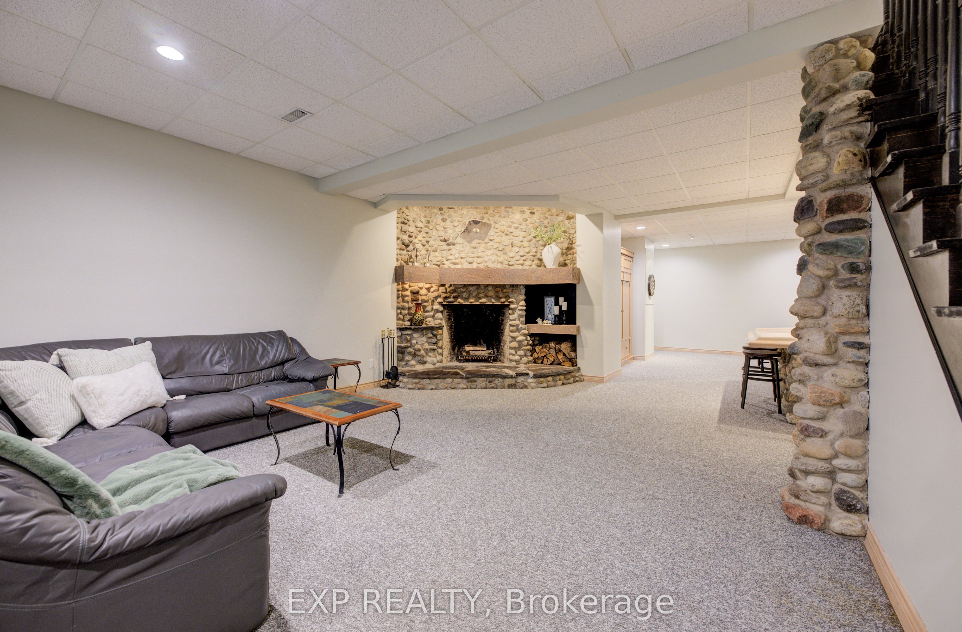 28 Musselman Crescent Property Photo 25