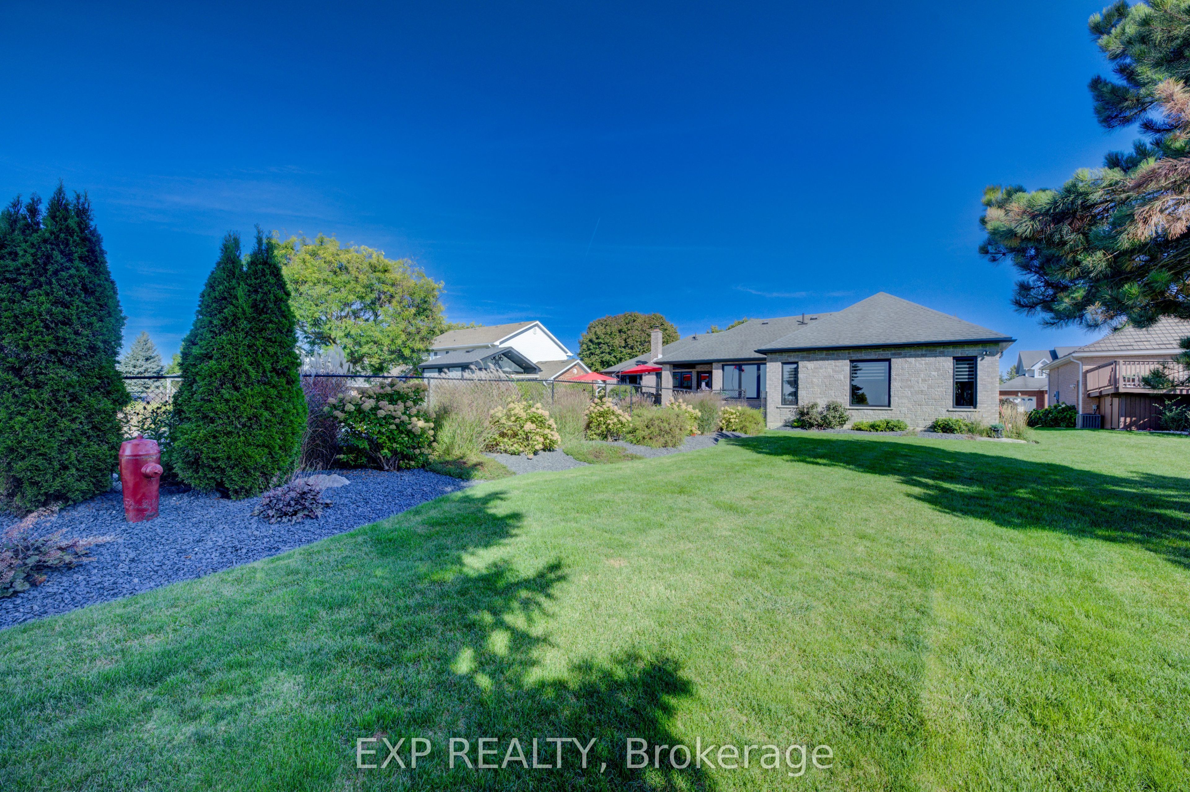 28 Musselman Crescent Property Photo 33