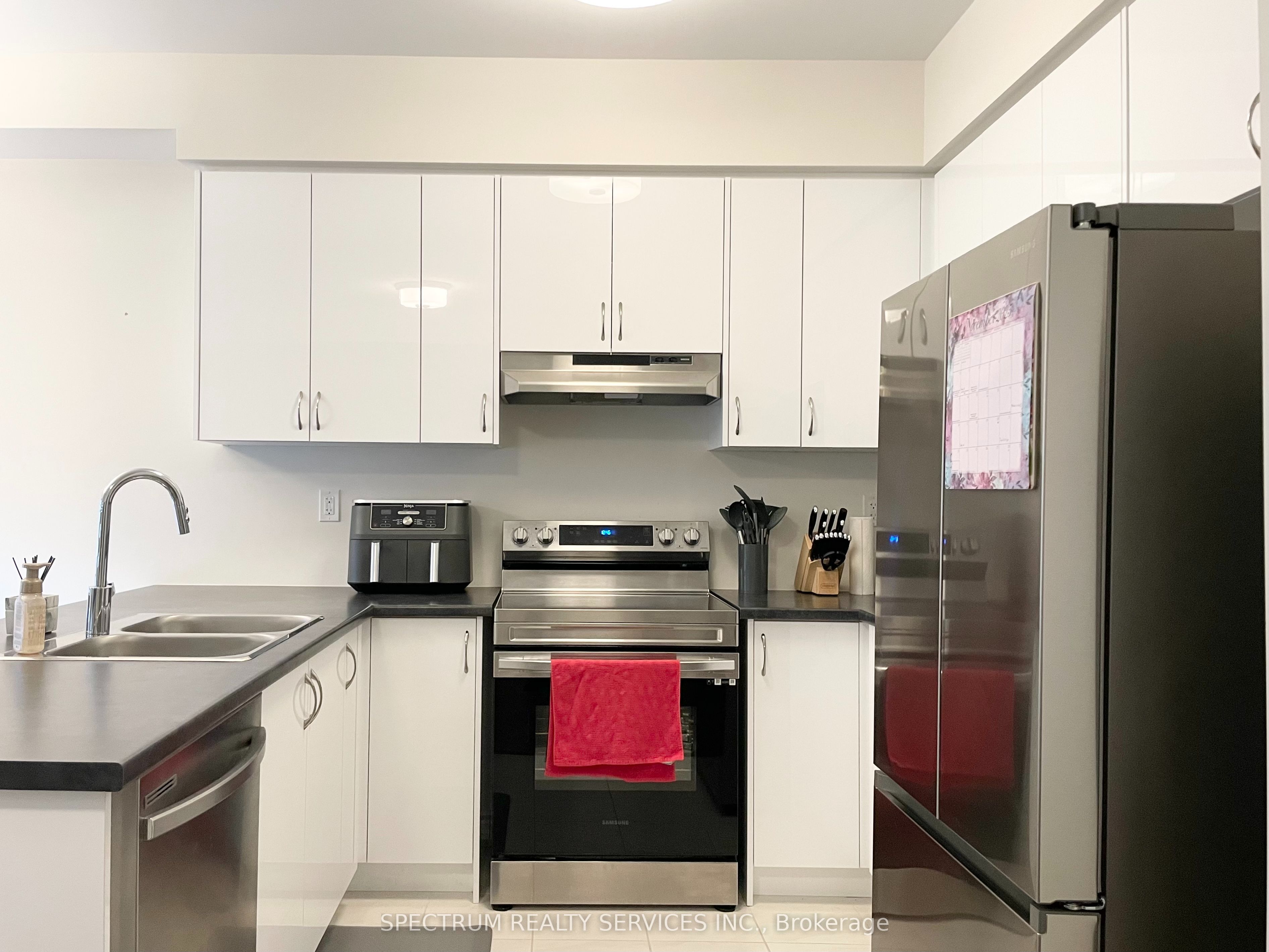 5 Poole Street Property Photo 3