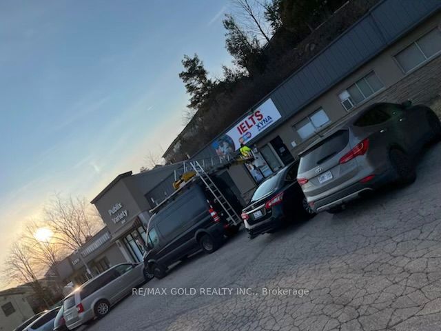 802 York Road Property Photo 3