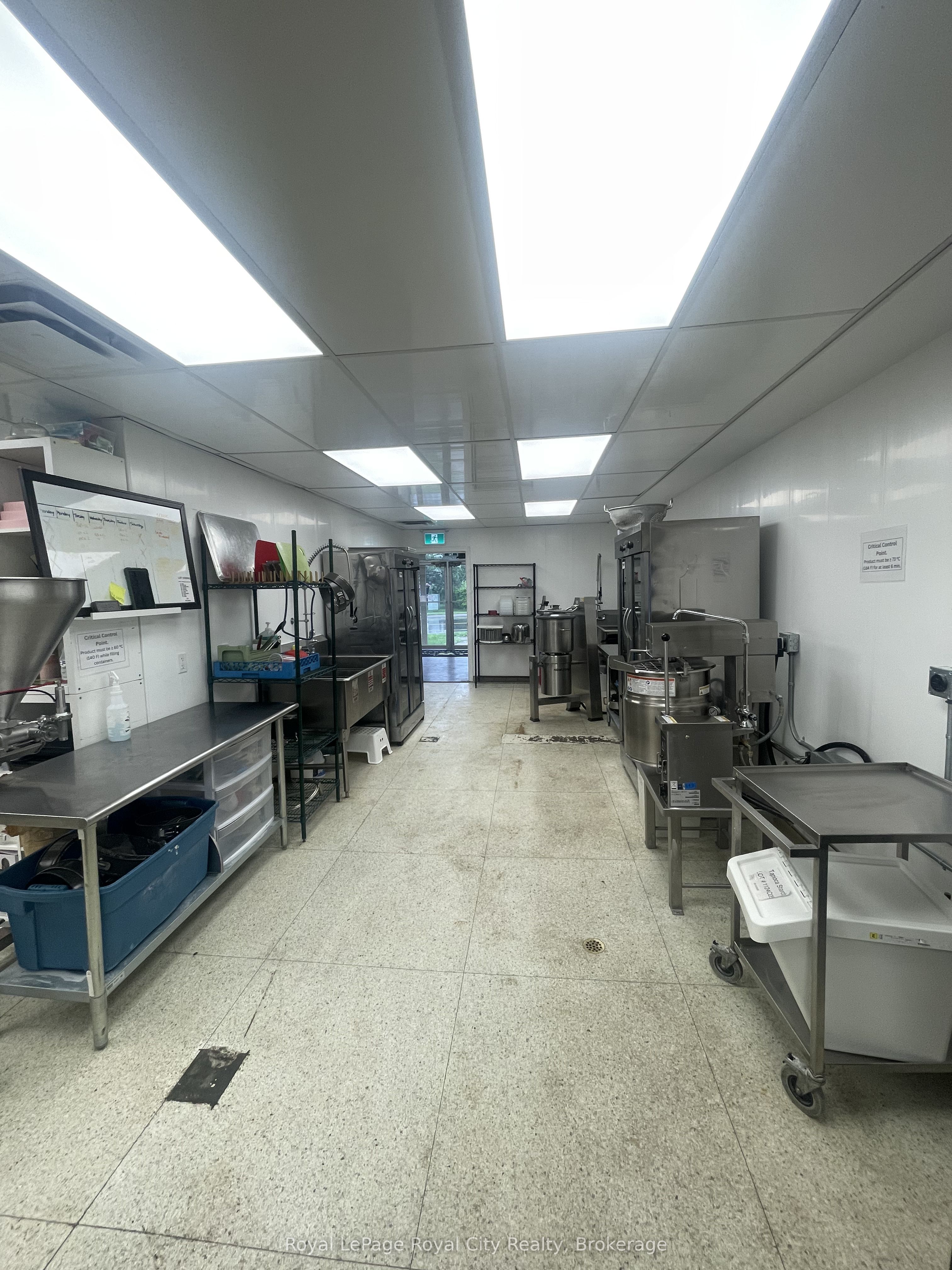 563 Woolwich Street Property Photo 8