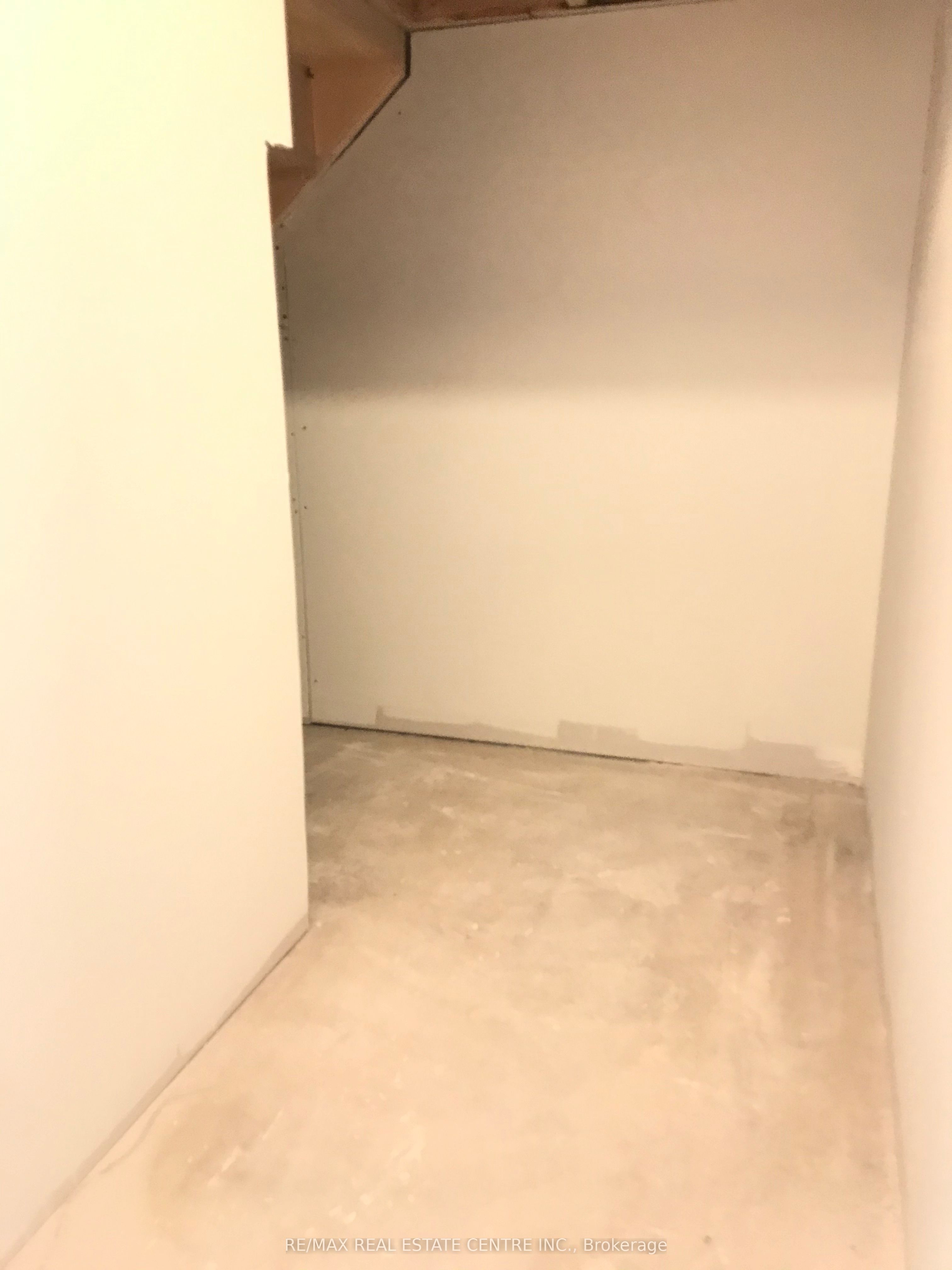 24 Morrison Road D5 Property Photo 6