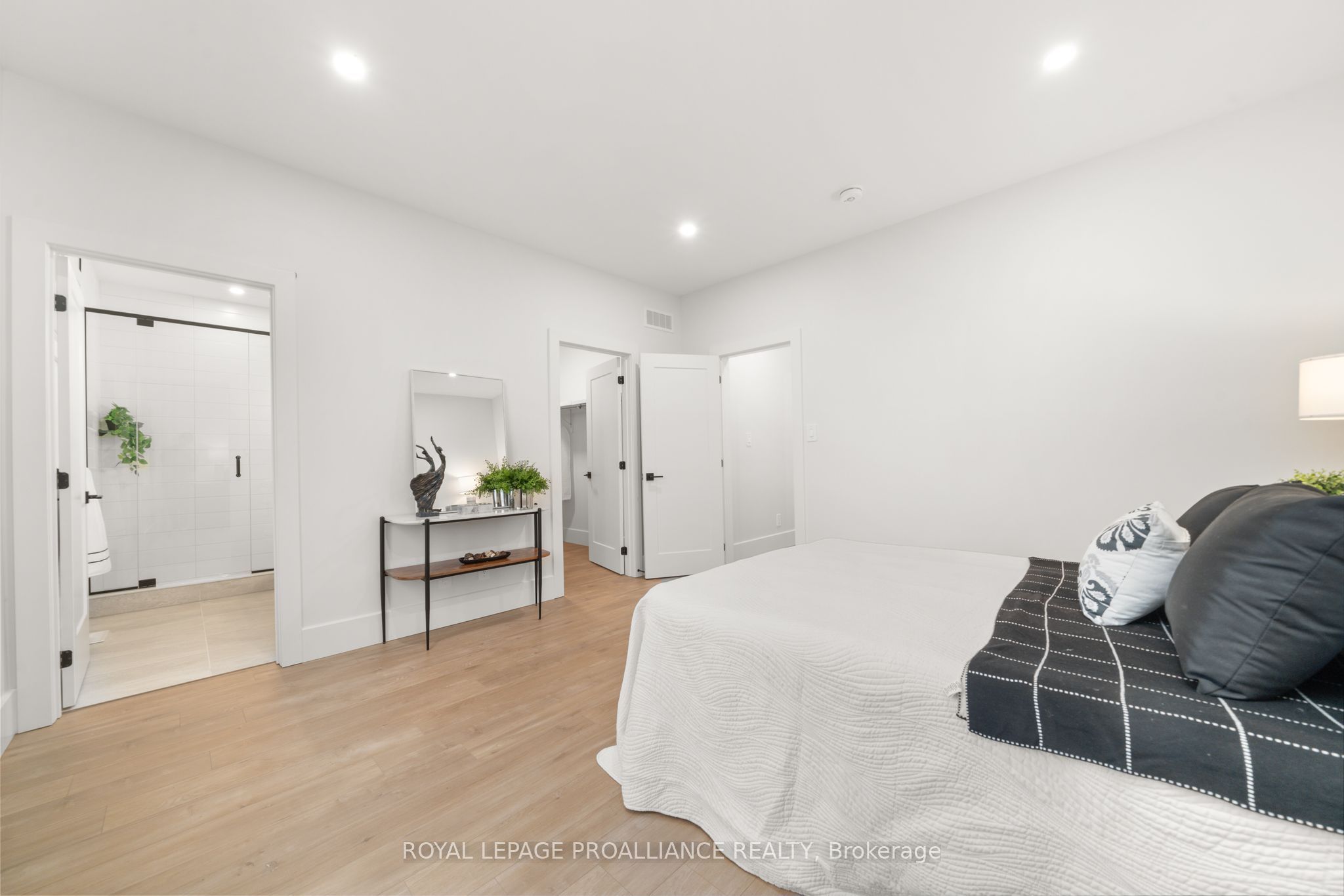 34 Meagan Lane Property Photo 20