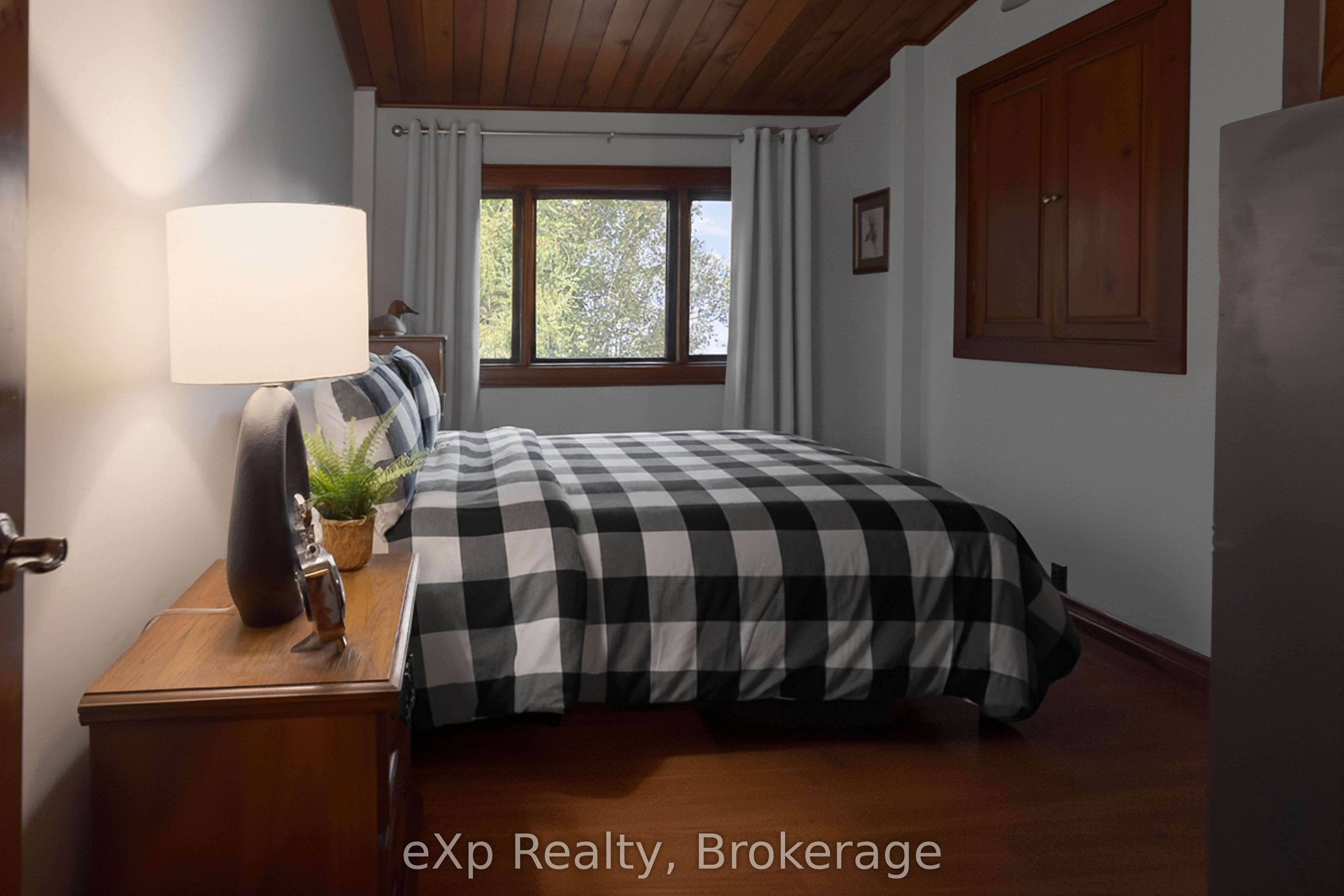 898 Roderick Avenue Property Photo 20