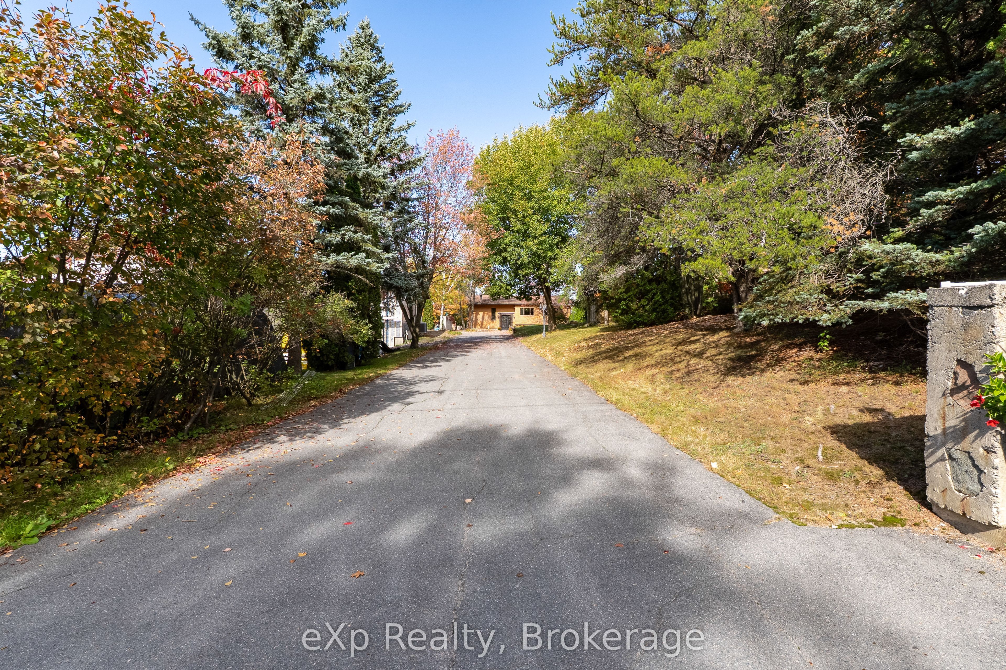 898 Roderick Avenue Property Photo 29