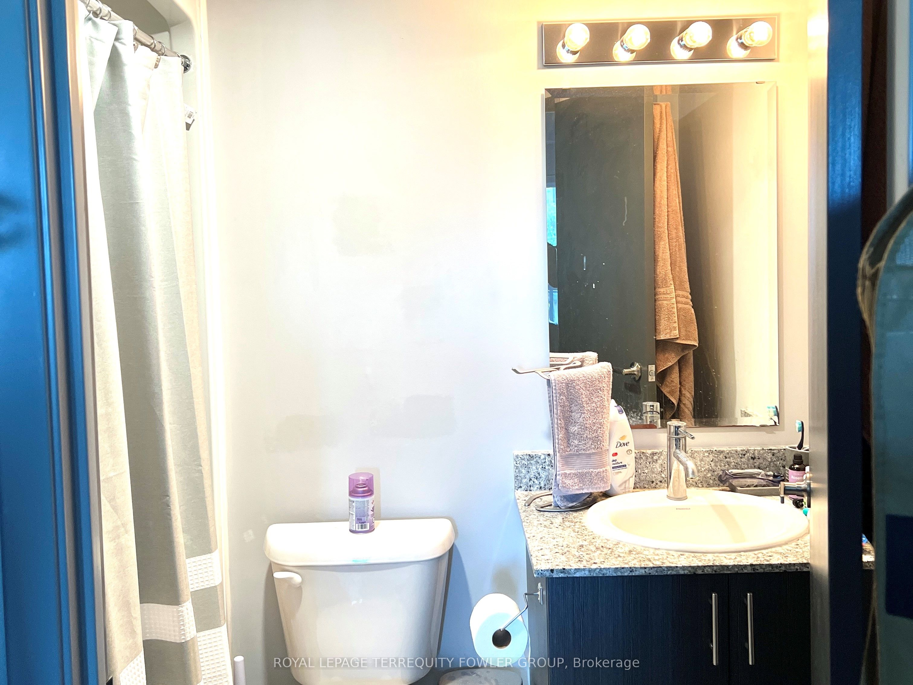 275 Larch Street 606 Property Photo 10