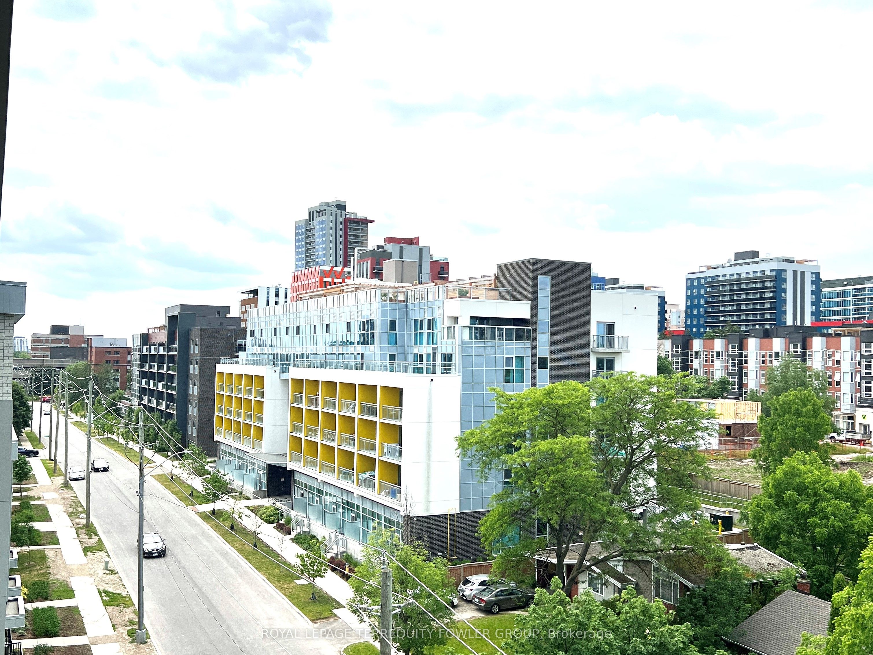 275 Larch Street 606 Property Photo 15