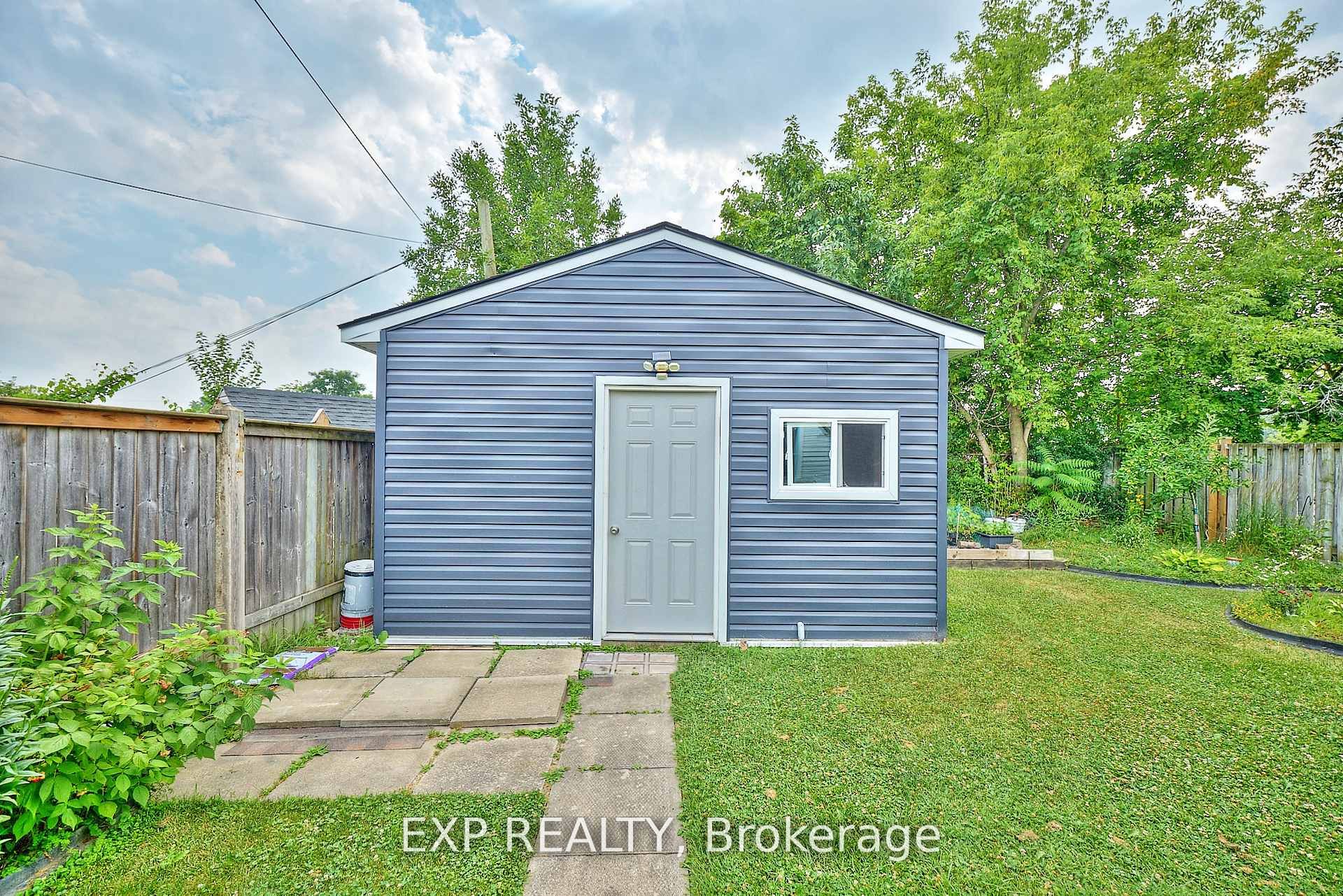 31 Woodrow Street Property Photo 22