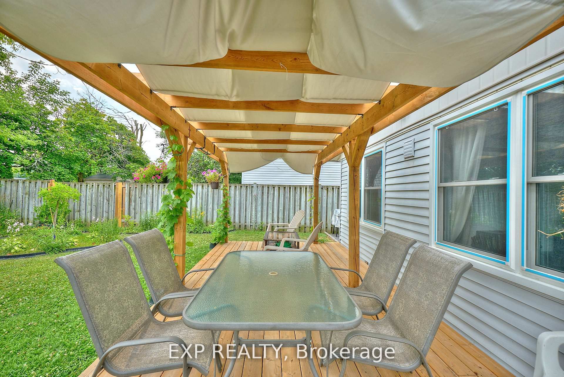 31 Woodrow Street Property Photo 24