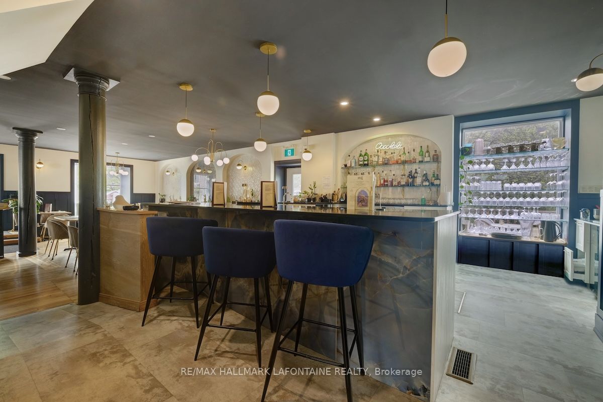 100 Gore St E Property Photo 14